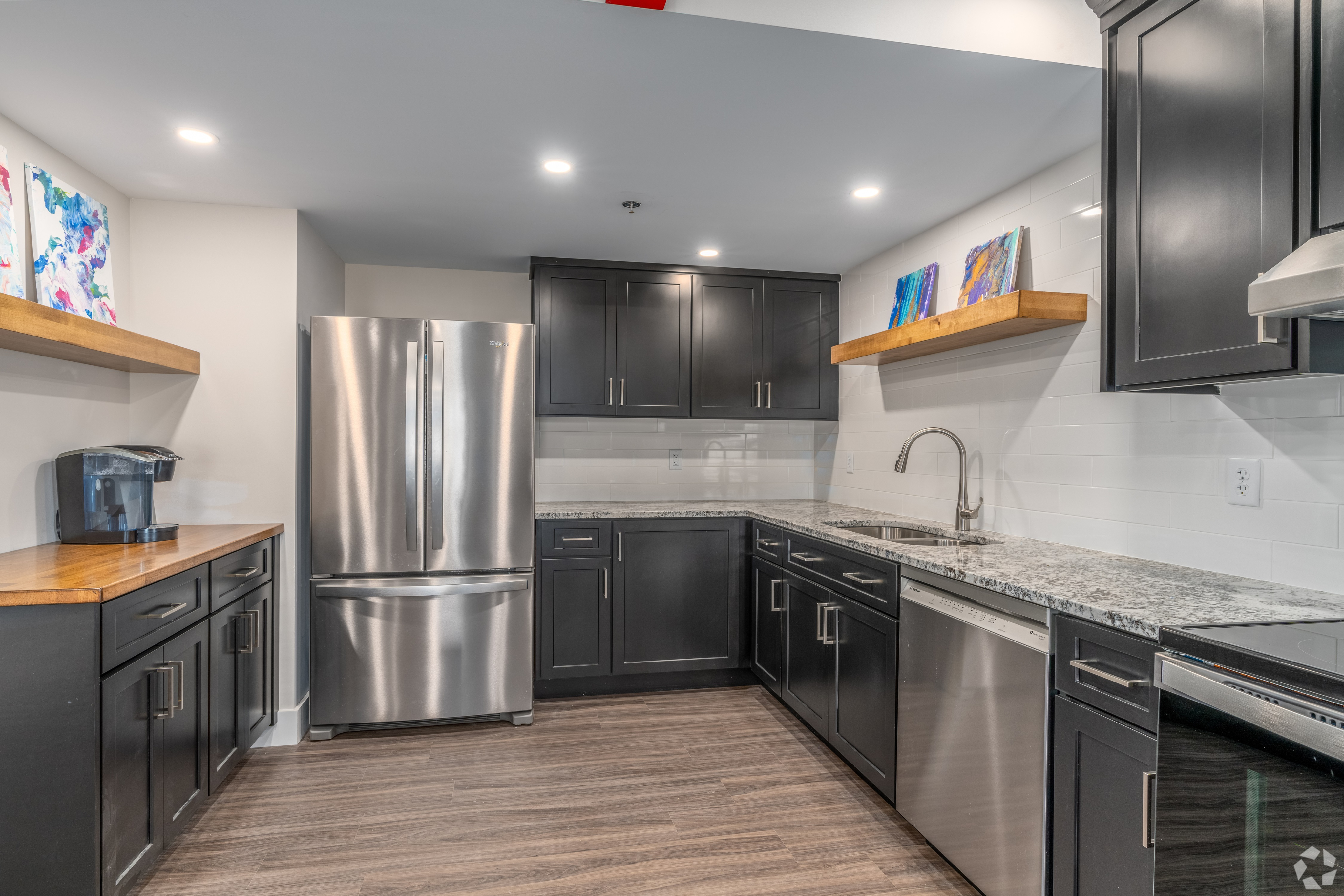 575 Spring Street 1 Bed Apartment for Rent