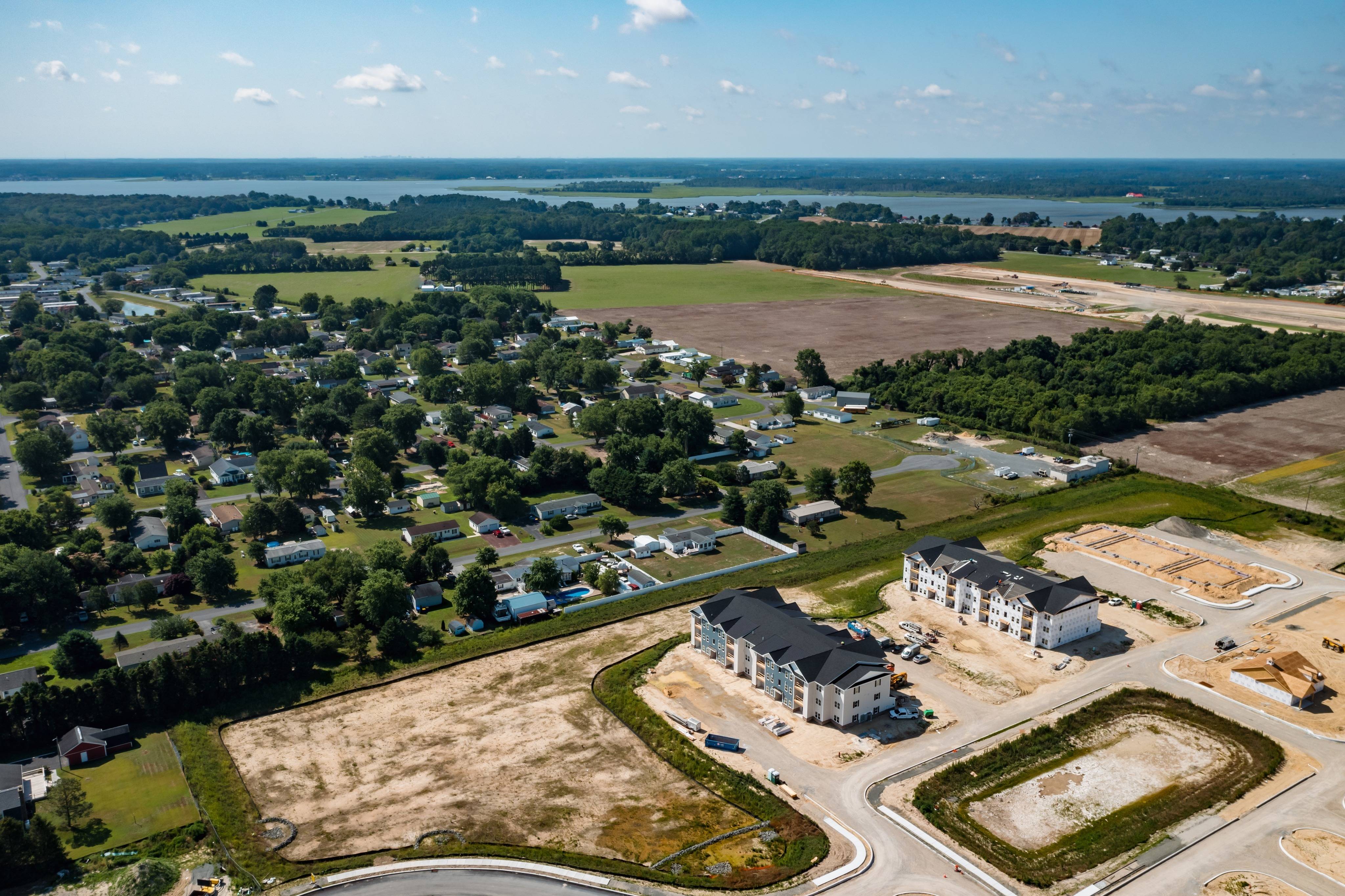 View Photos Riverside Apartments