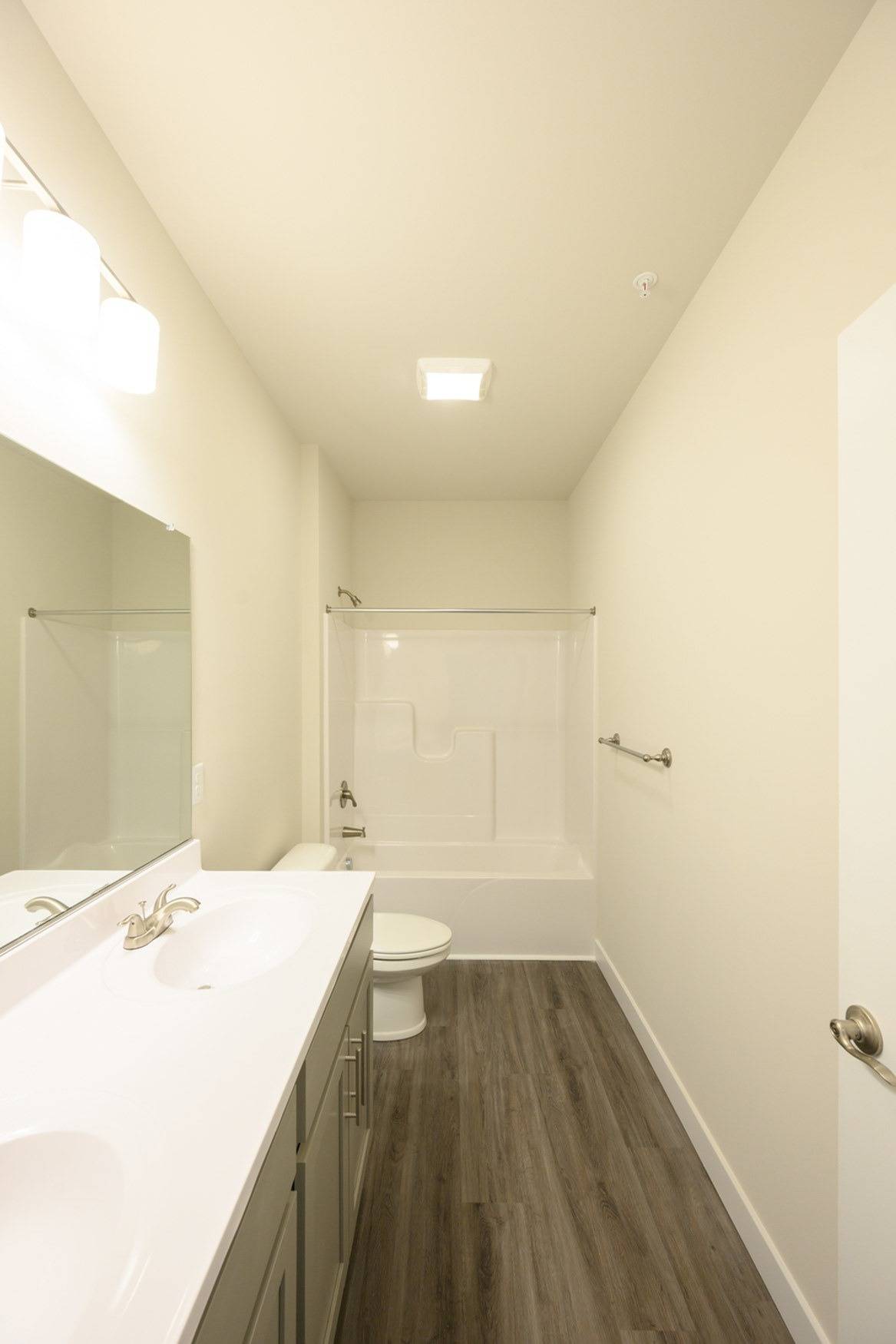 View Photos Coastal Tide Apartments