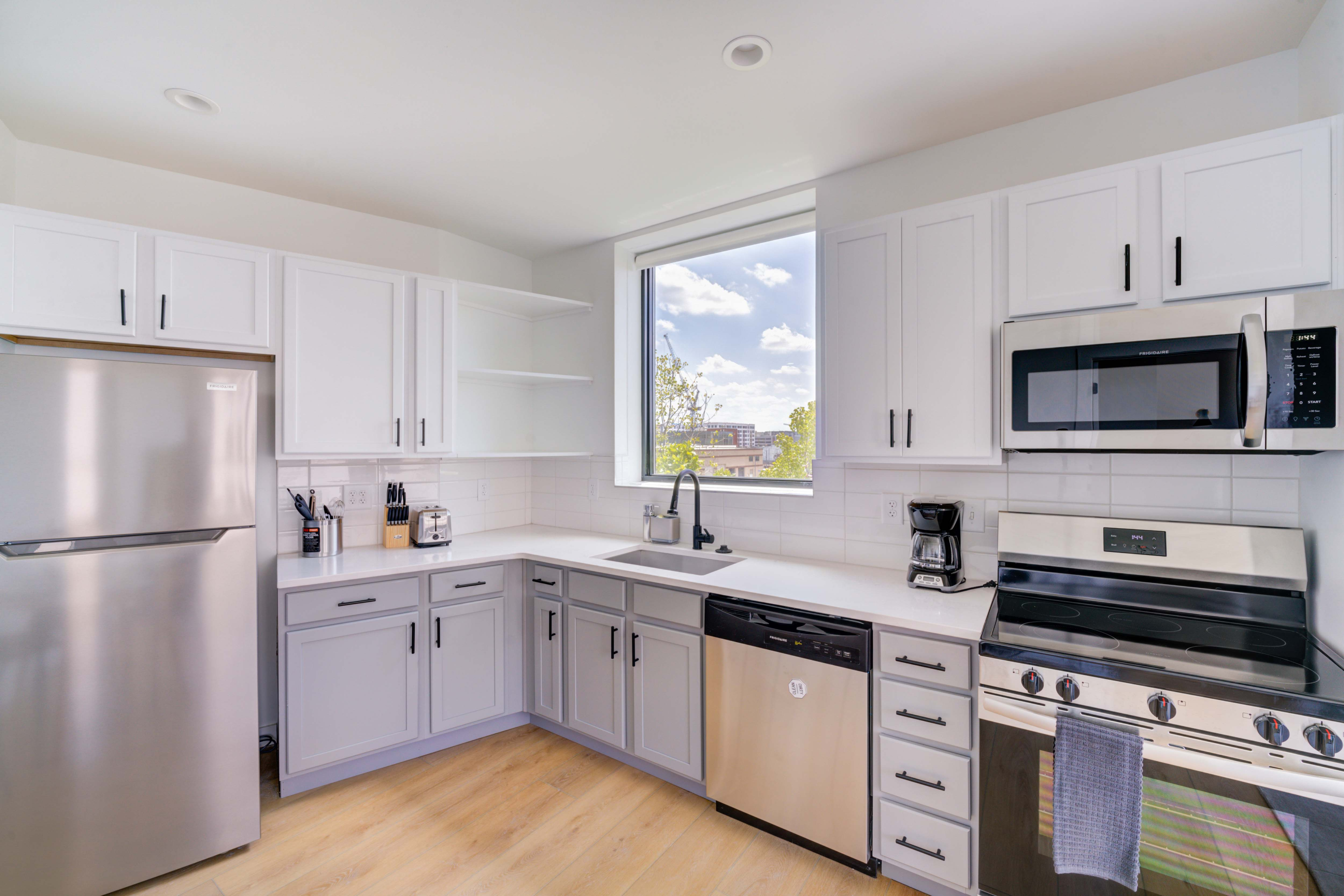 Kitchen Photo