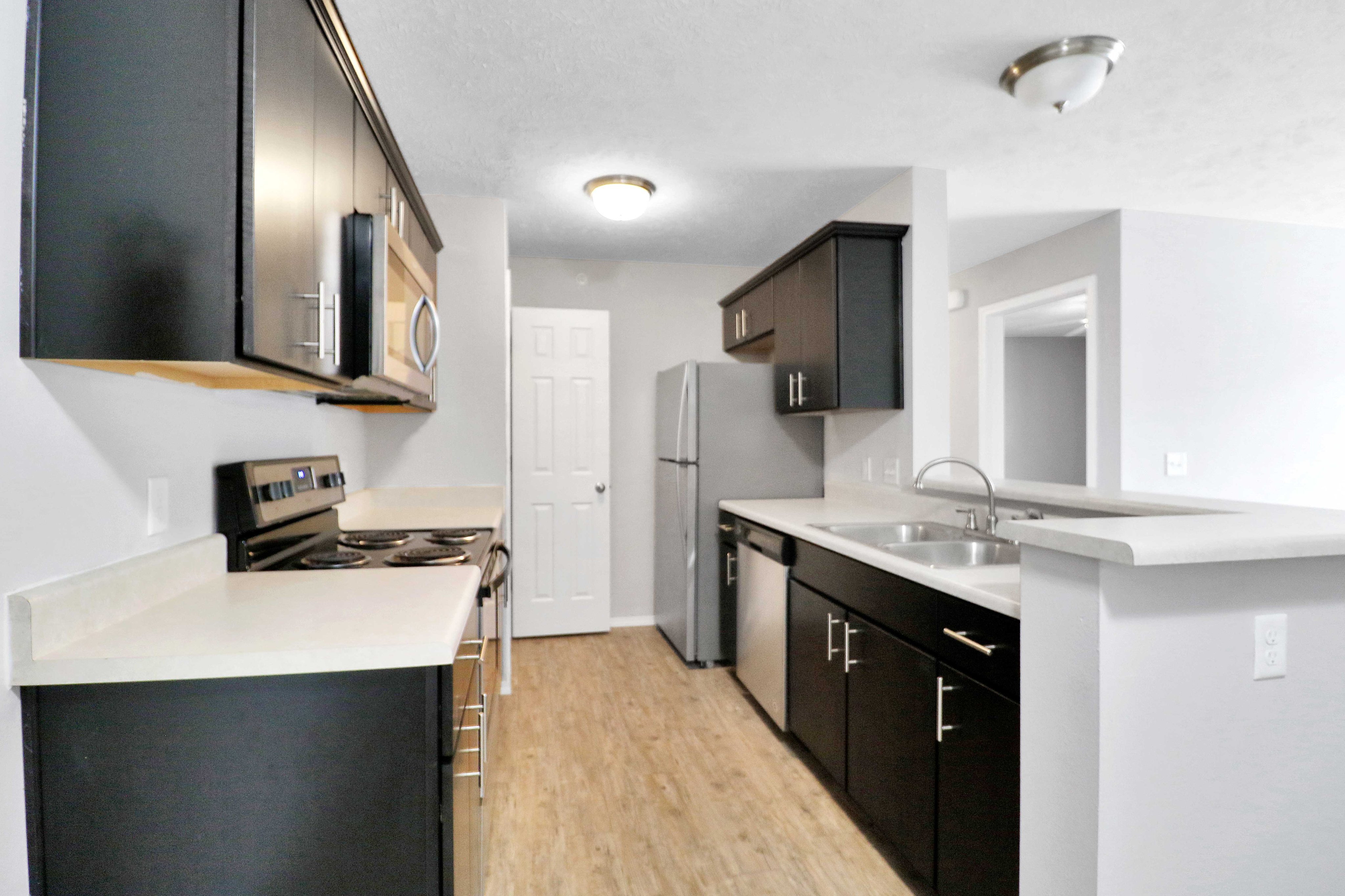 Golden Pond Apartments in Springfield MO