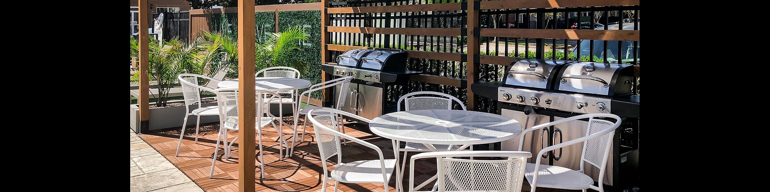 Haven at University Downs - Outdoor Grilling Area