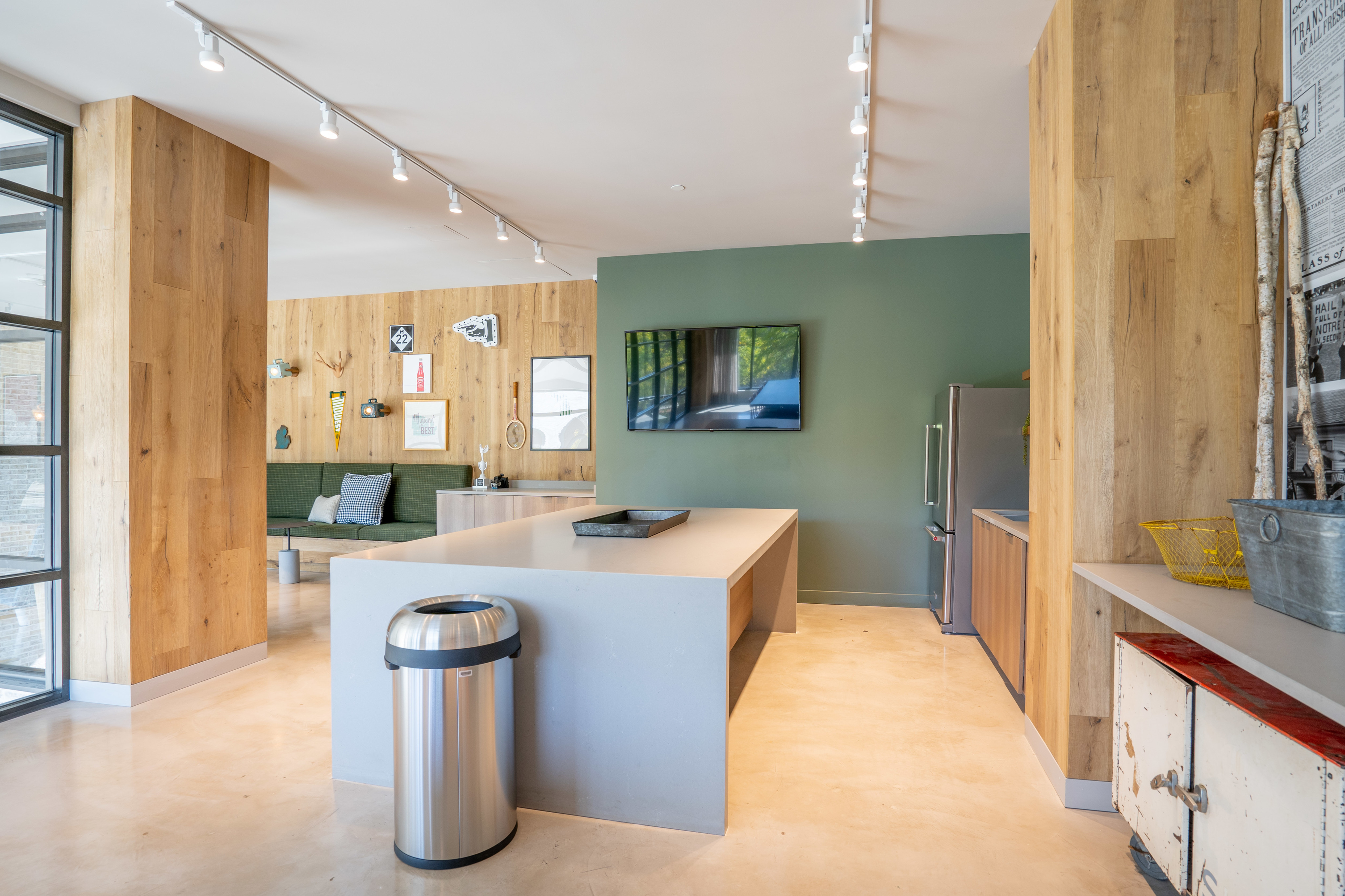 View Photos & Take A Virtual Tour Landmark on Grand River