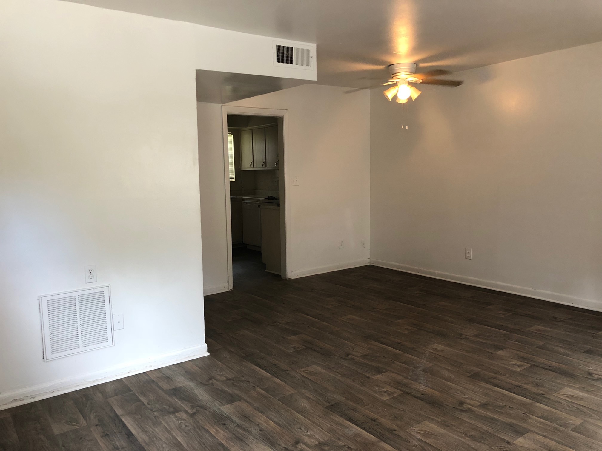 1 3 Bed Apartments Check Availability Kingstown Townhomes