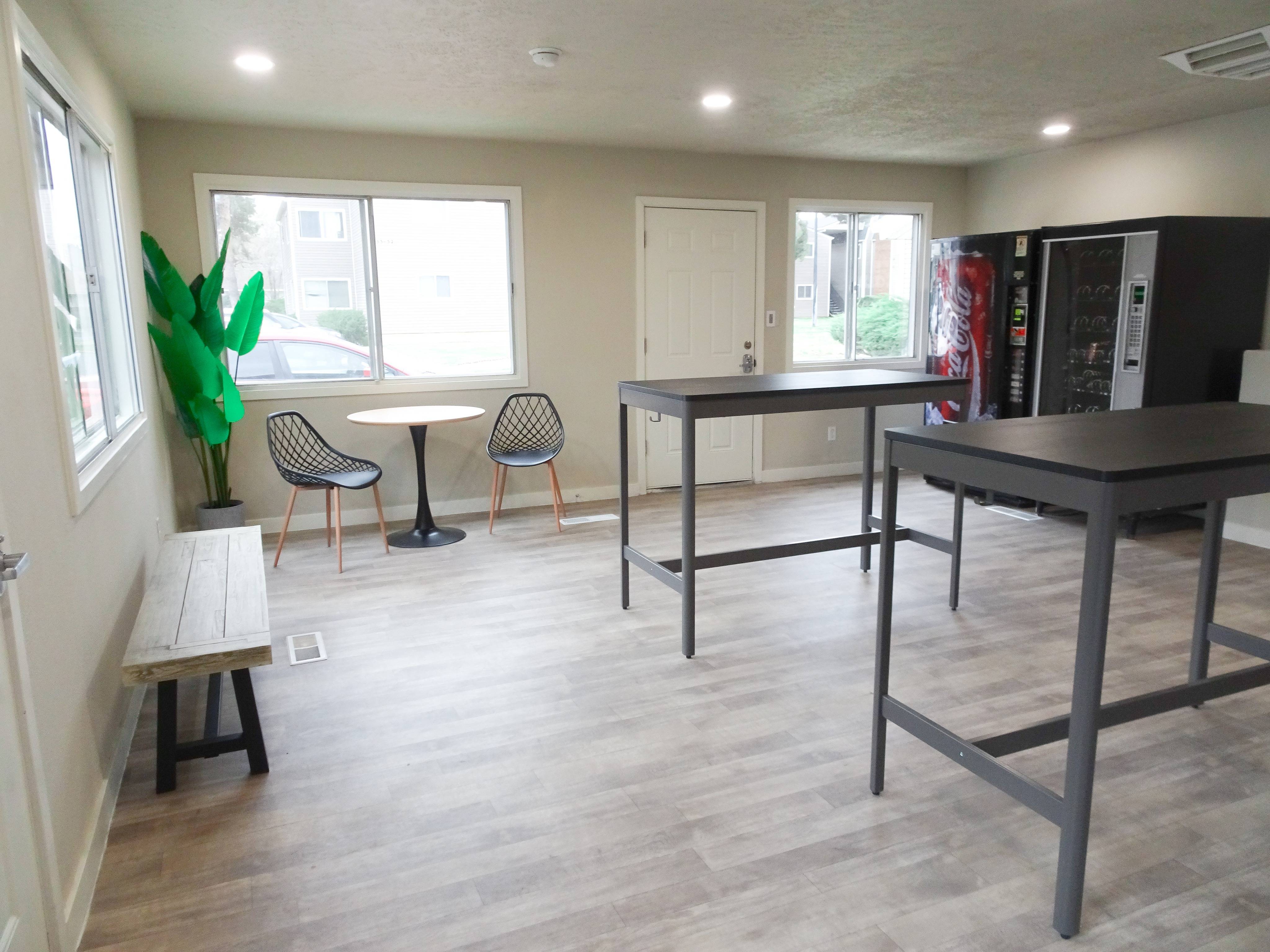 View Photos Ivy Apartment Homes