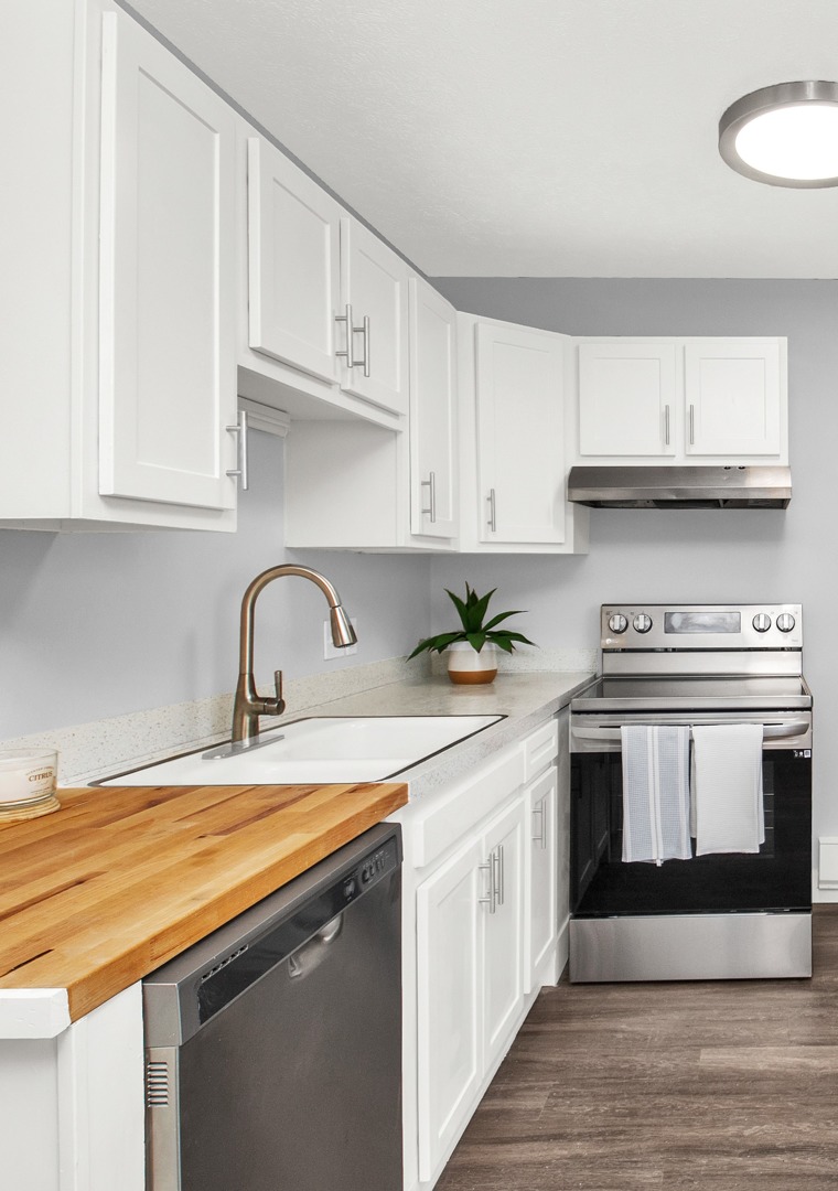 Ivy Apartment Homes Apartments In Roy, UT