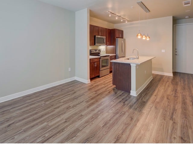 Lunar - Unfurnished Image