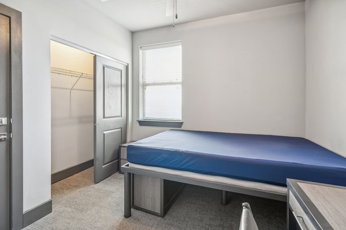 Madison 4x4 - Furnished Image