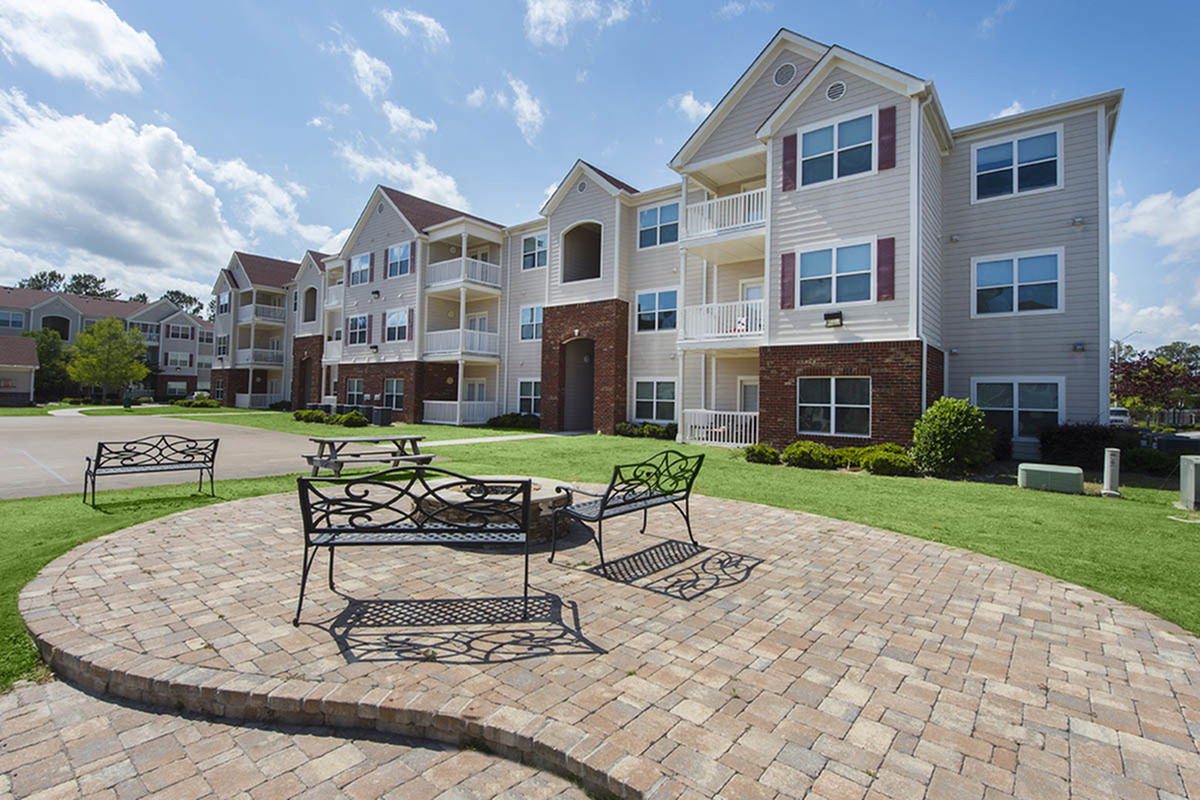 Apartment & Community Amenities Aspire 349 Wilmington, NC