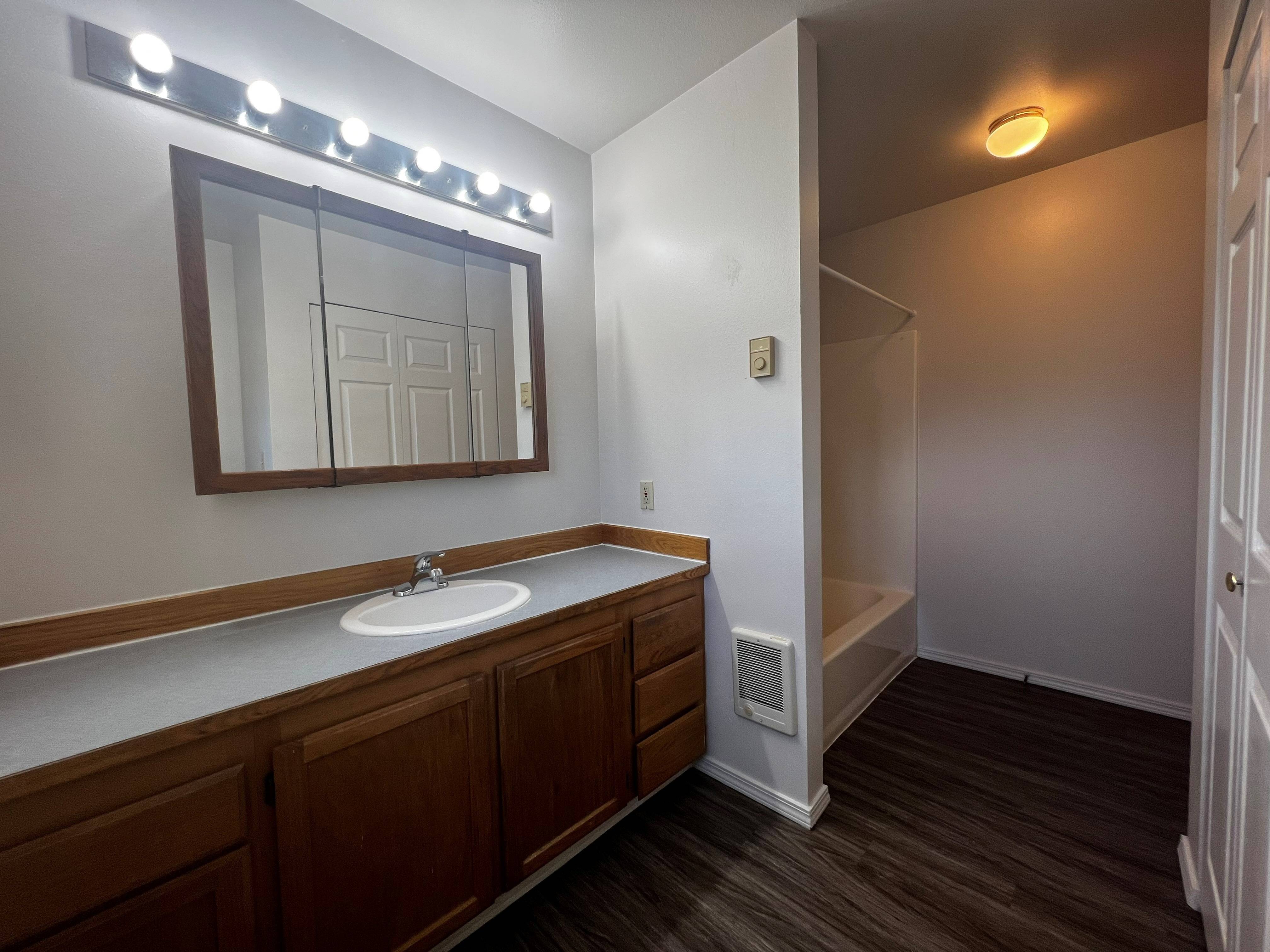 2 3 Bed Apartments Check Availability Lion Head