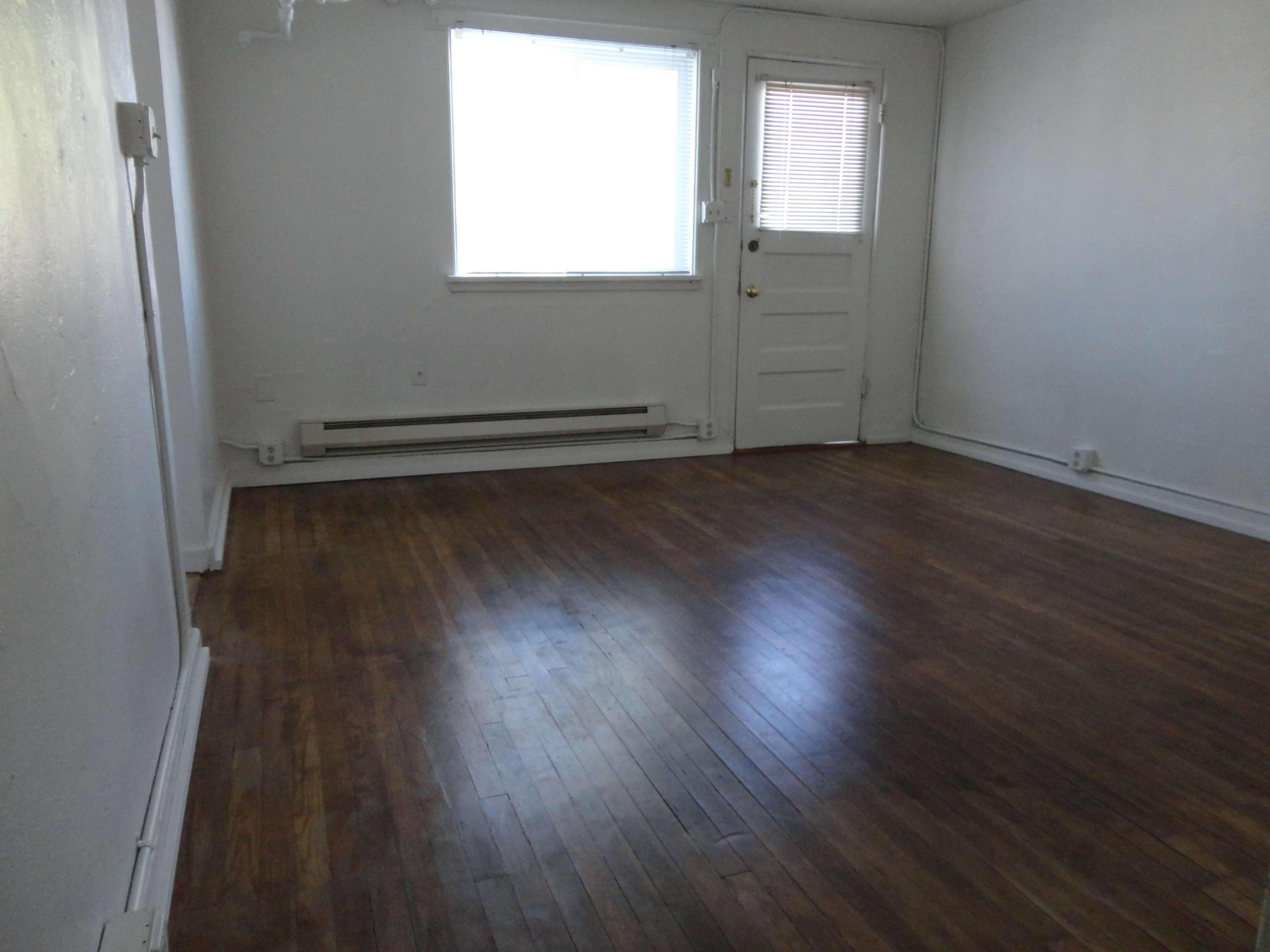 Studio Basement Studio Belvadere Apartments