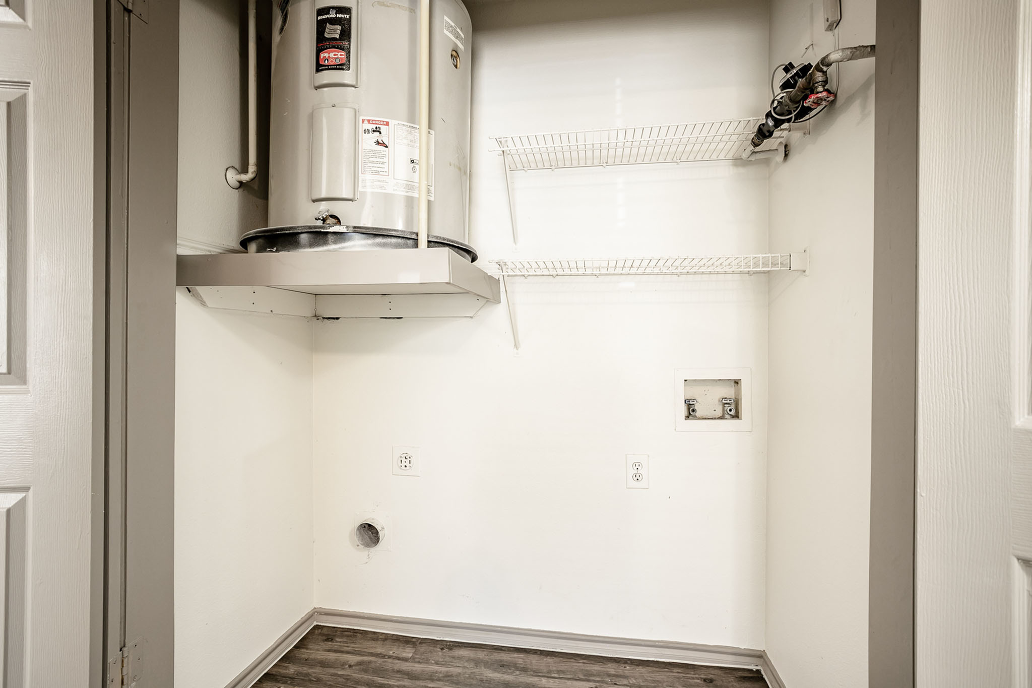 View Photos & Take A Virtual Tour McKinney Park Apartments