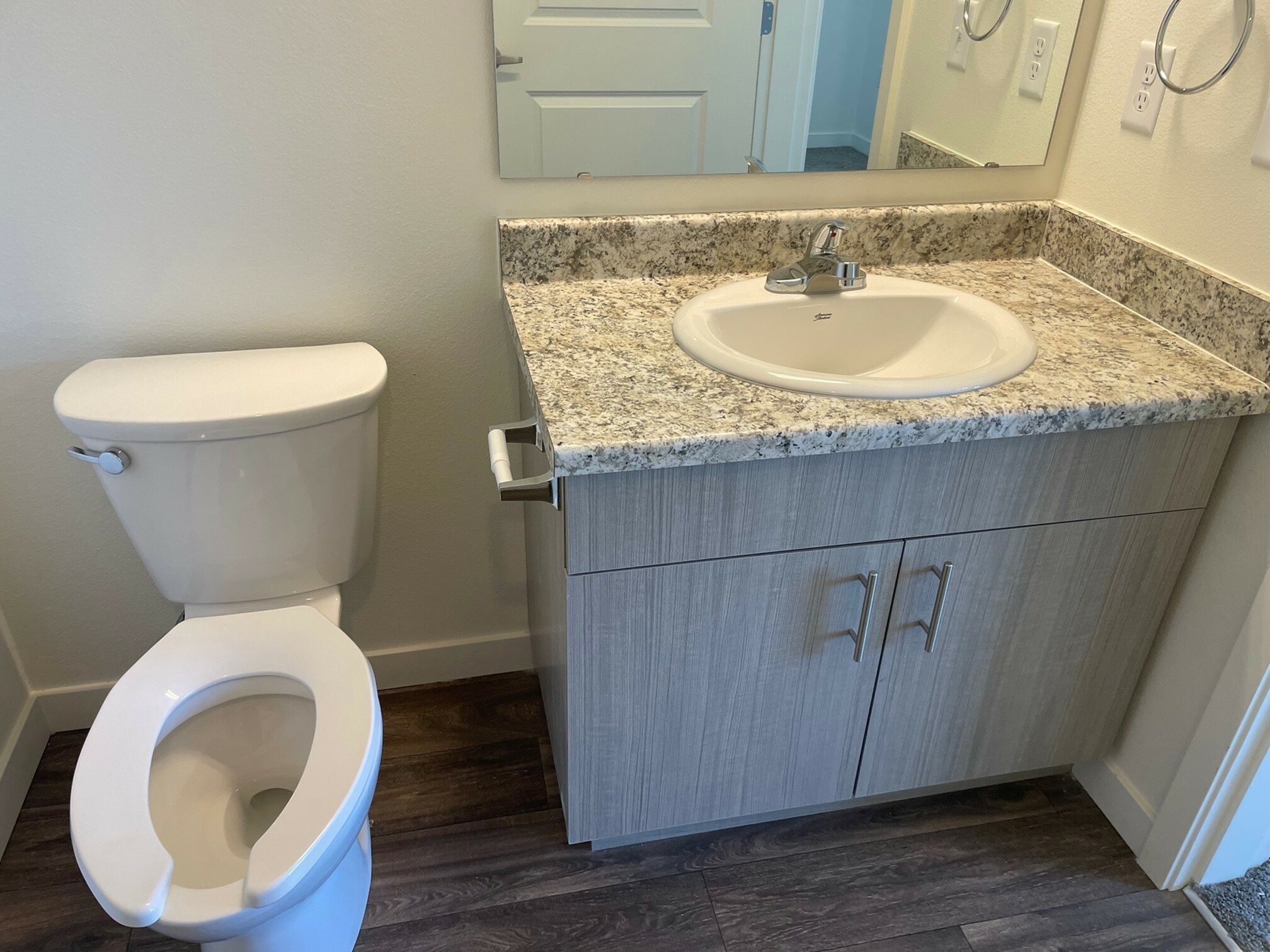 View Photos Academy Heights Apartments