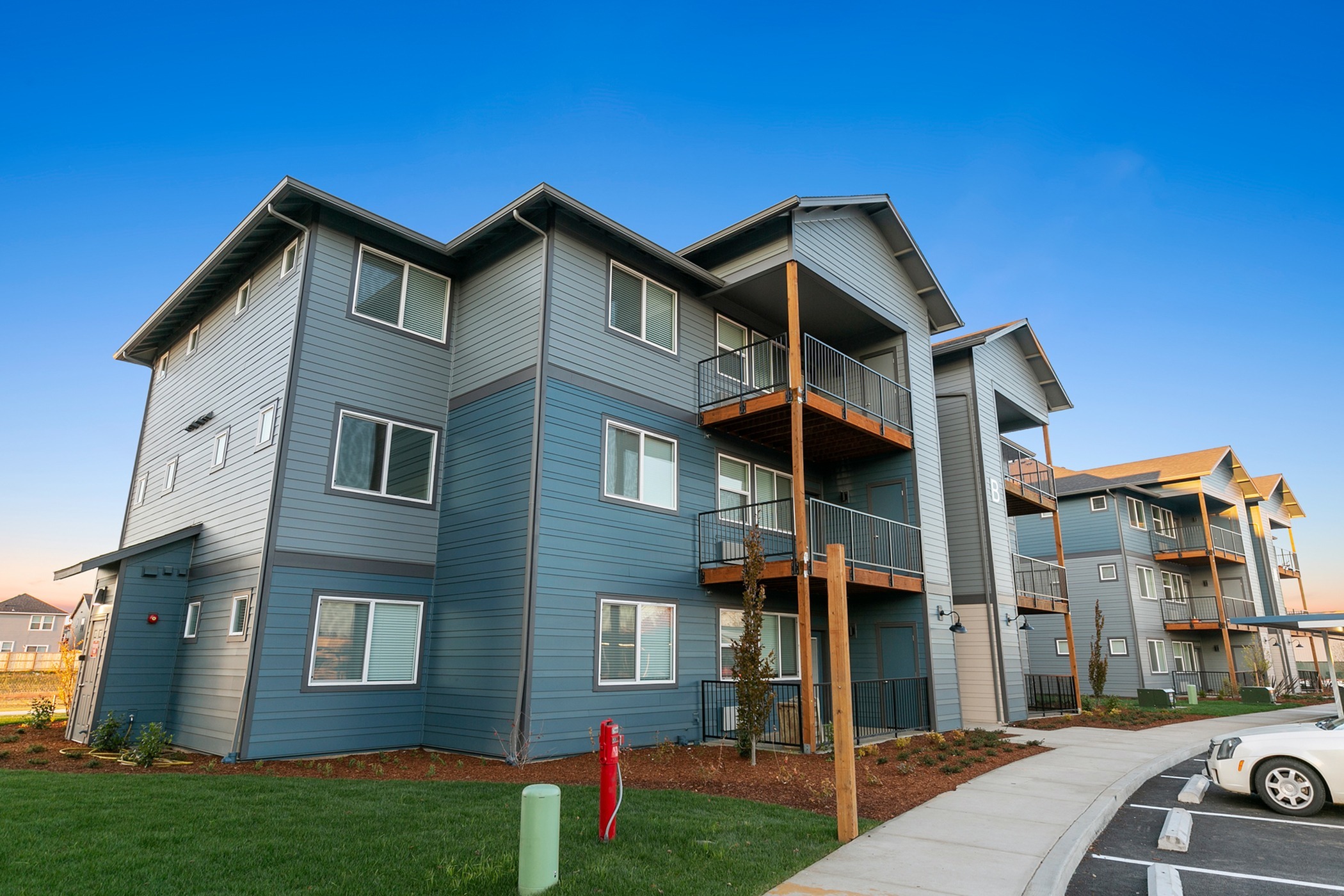 View Photos & Take A Virtual Tour Smith Creek Apartments