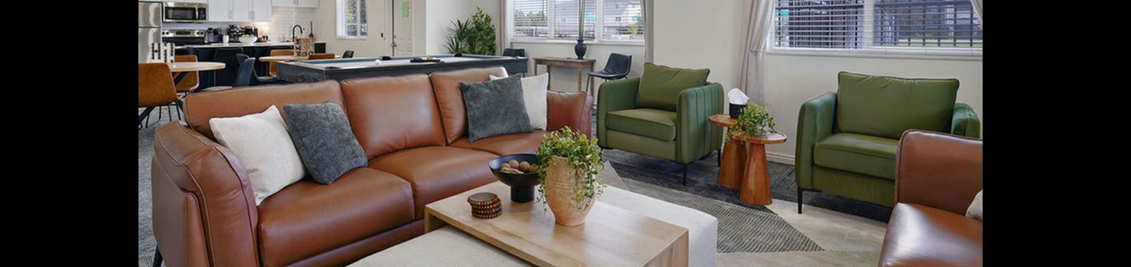Oak Meadows - Stylish Lounge Area