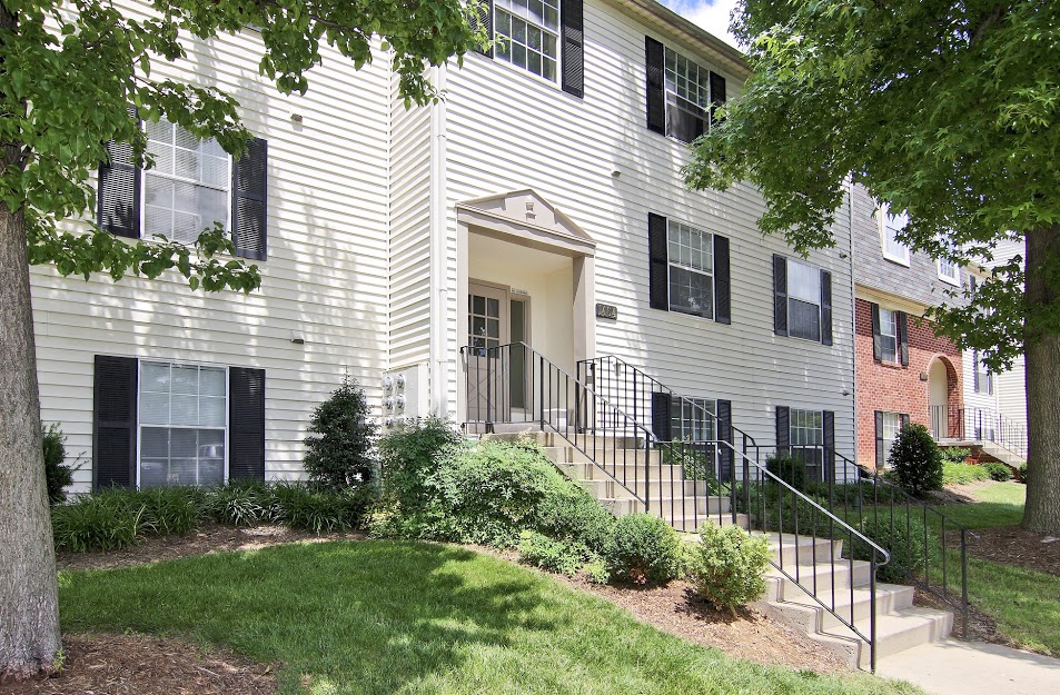 Woodlawn Village Apartments In Frederick, MD