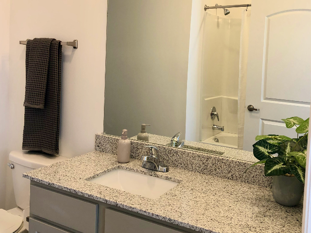 Large Countertops | Apartments in Knoxville, TN | Flagship Kerns