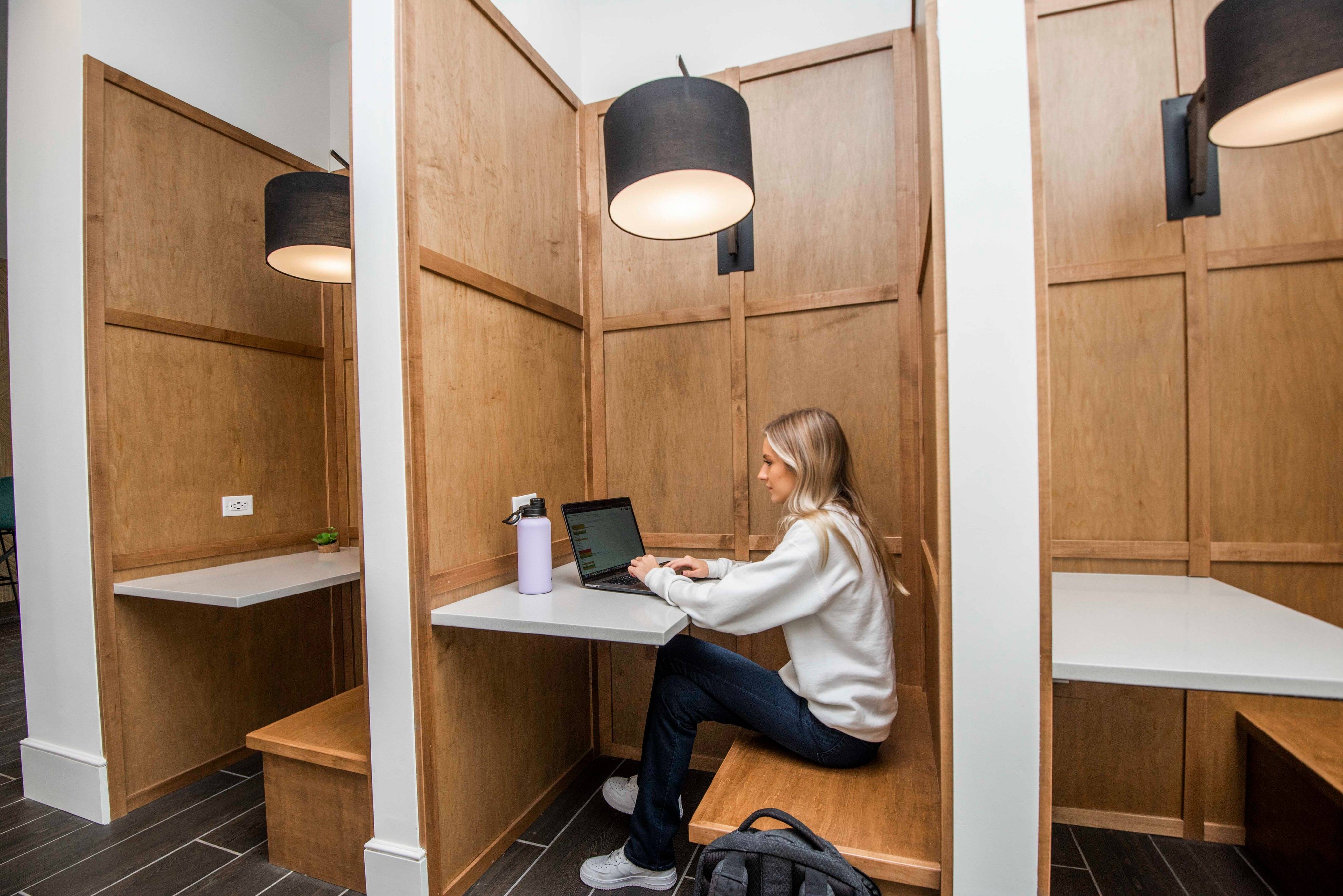 Study Pod | Flagship Kerns | Knoxville Apartments