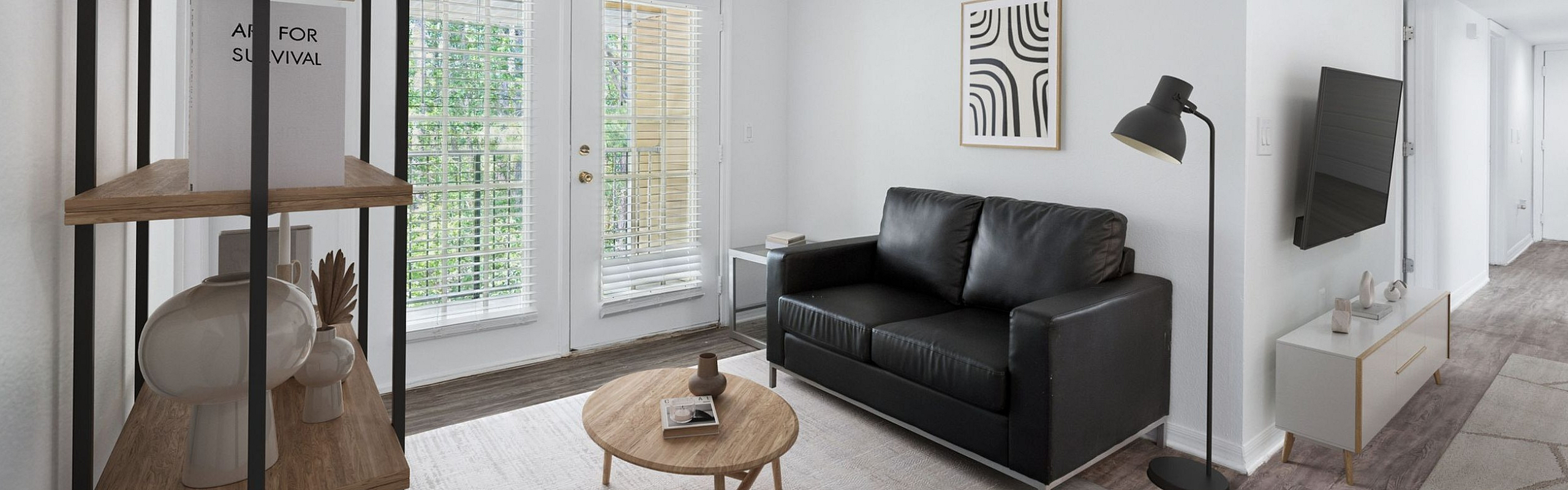 Owner Interior 02