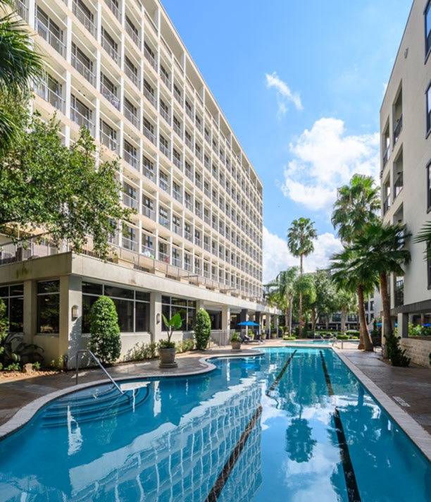 Halstead Apartments In Houston, TX