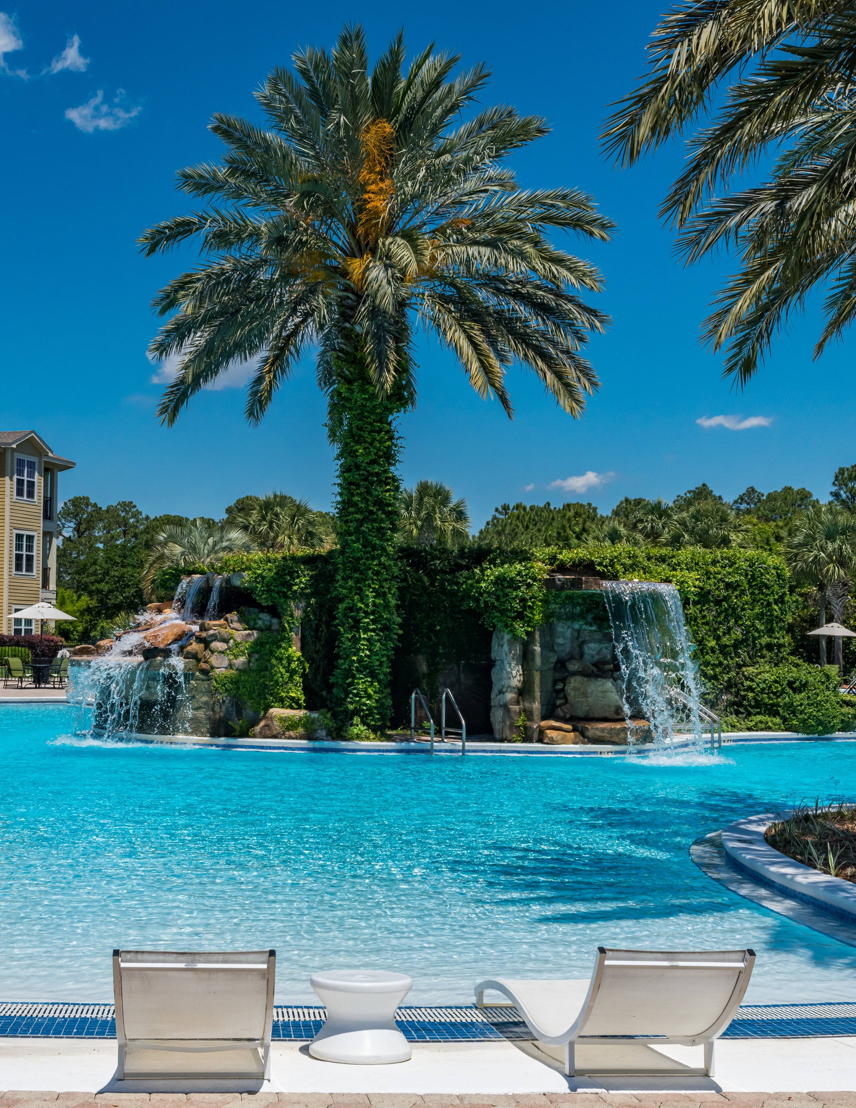 View Photos & Take A Virtual Tour Edgewater Crossings