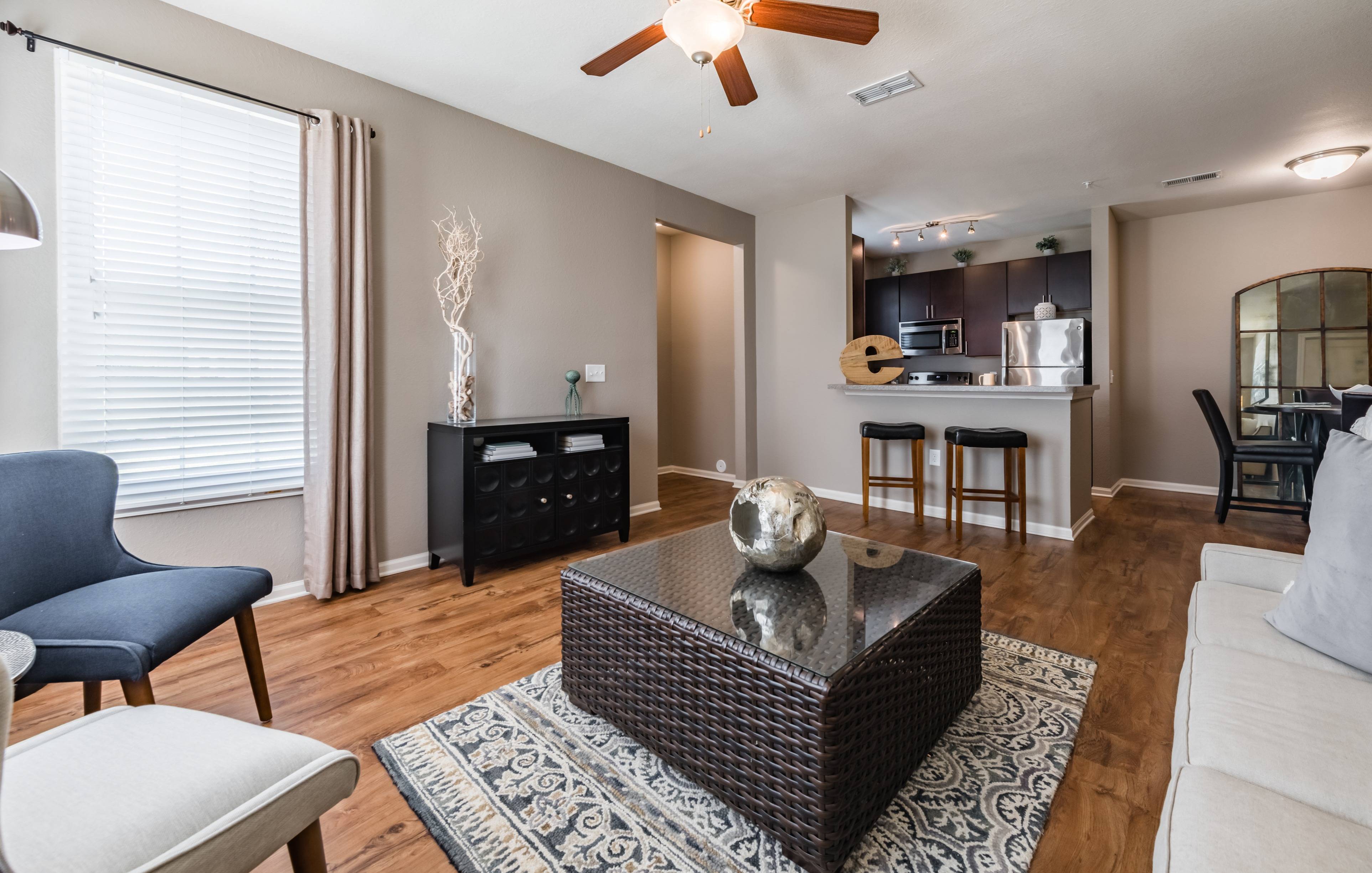 View Photos & Take A Virtual Tour Edgewater Crossings