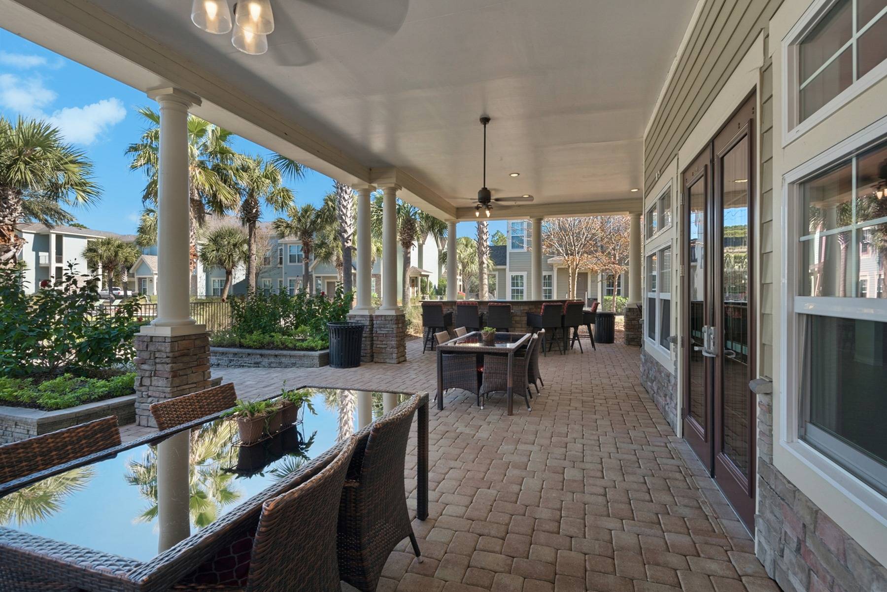 View Photos & Take A Virtual Tour Edgewater Crossings