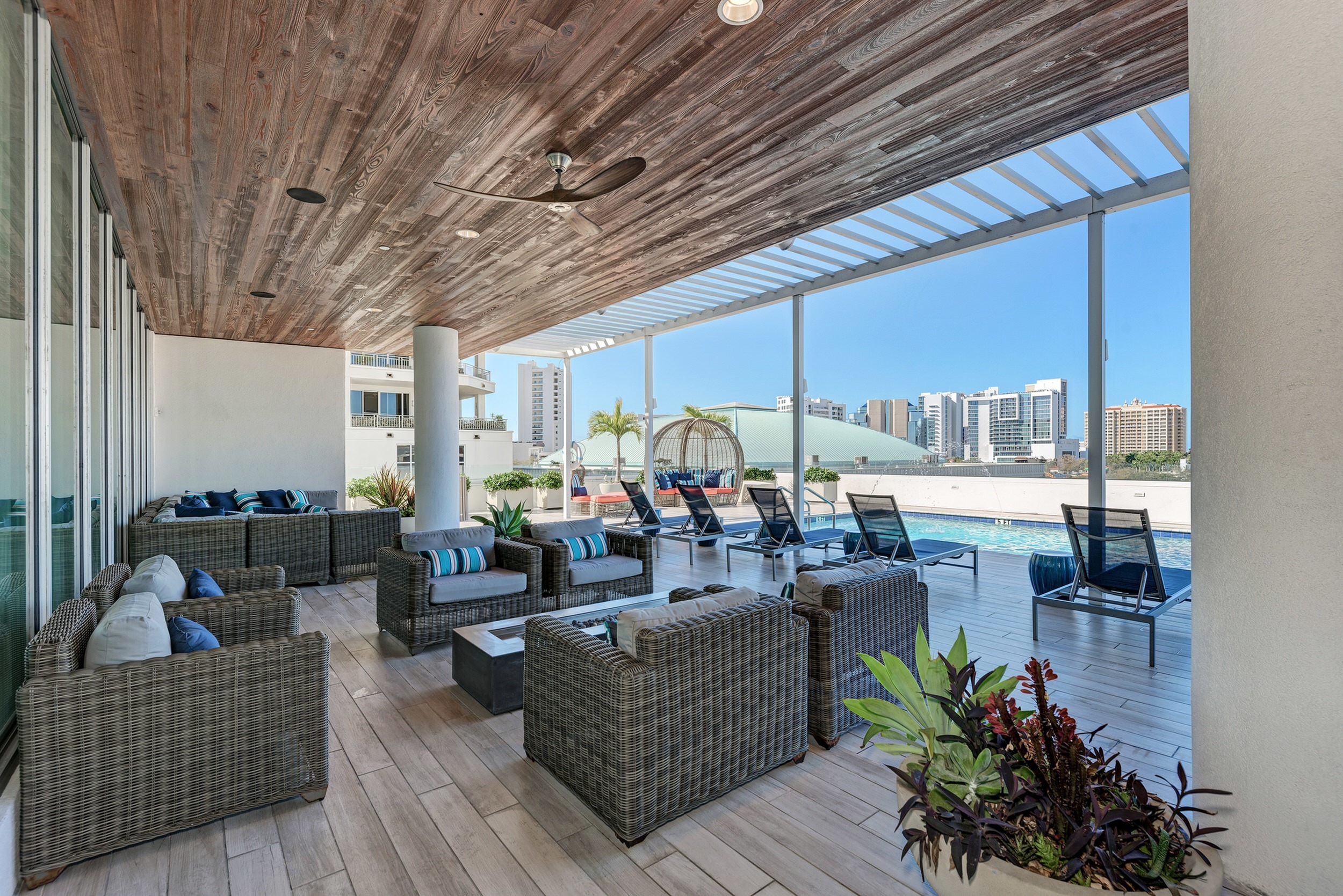 Best Apartment Rentals in Sarasota FL Photos & Tour