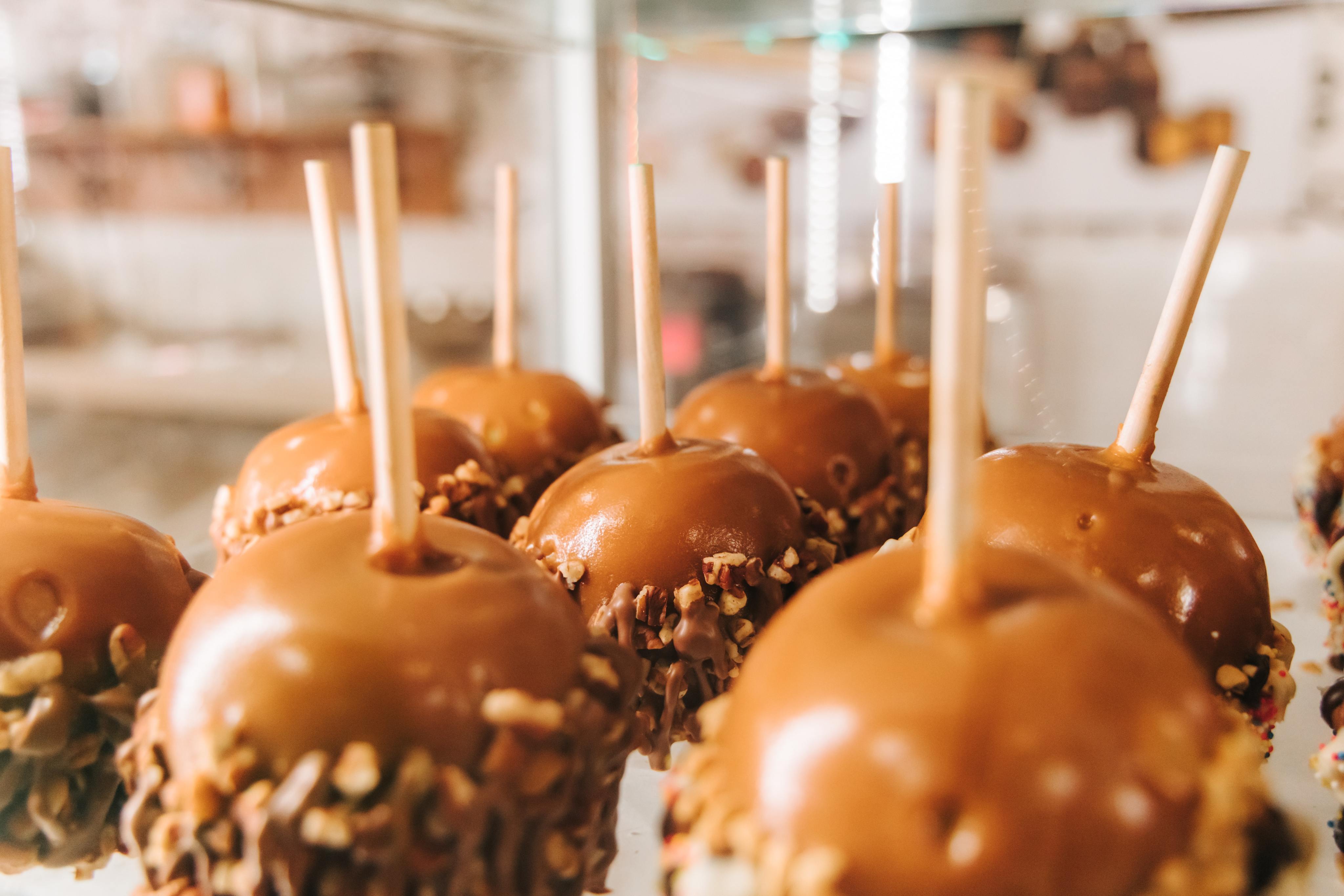 Caramel Apples at Home