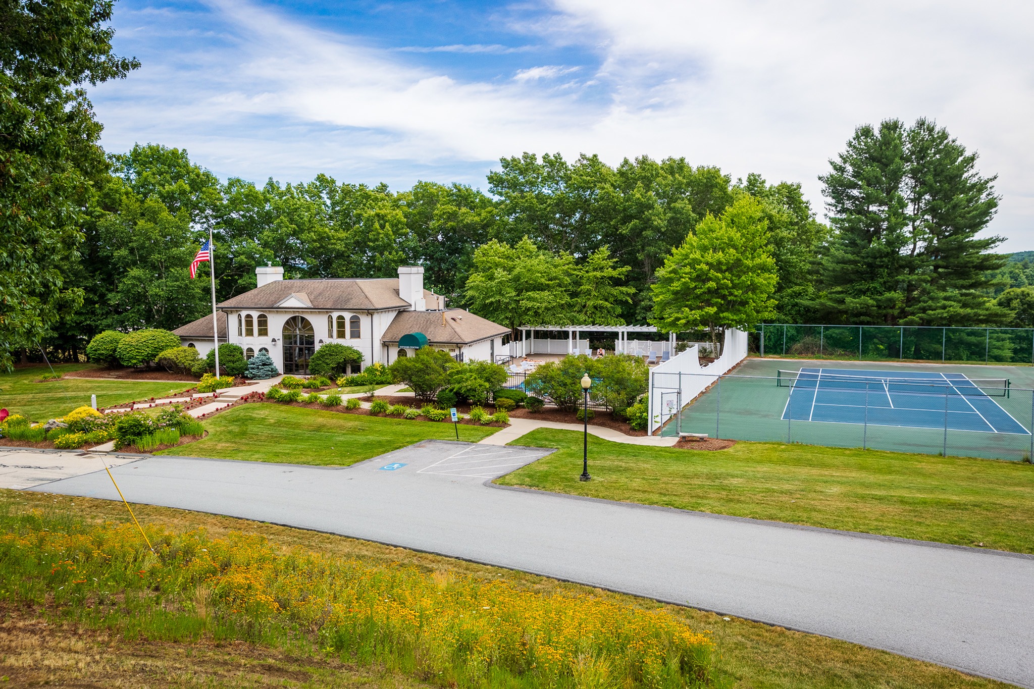 Boulder Park Apartments Apts for Rent in Nashua, NH Official Site