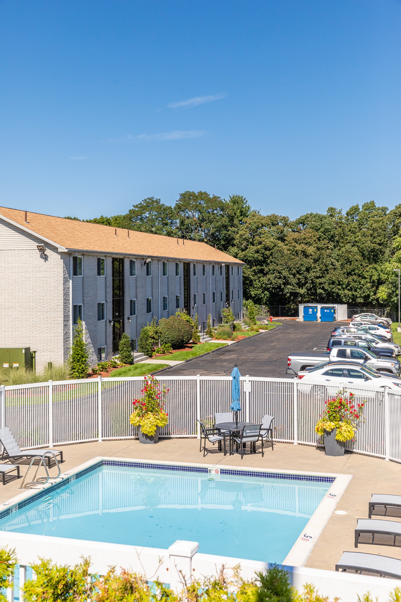 Photos & Tour Princeton Reserve Apartments in Dracut, MA