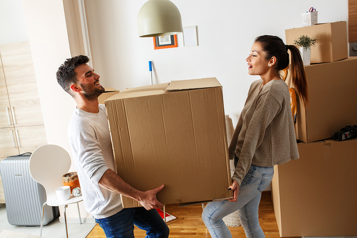 Moving to an Apartment, How to Choose What to Put in Storage