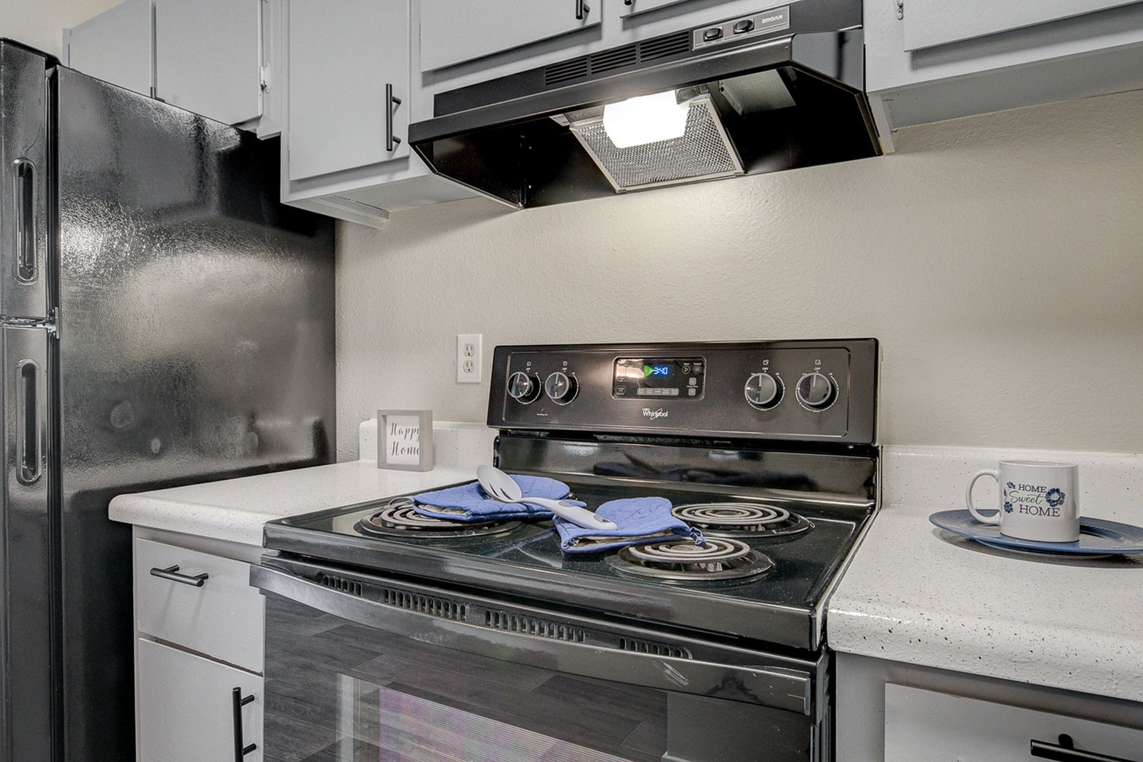 View Photos Cameron Apartments