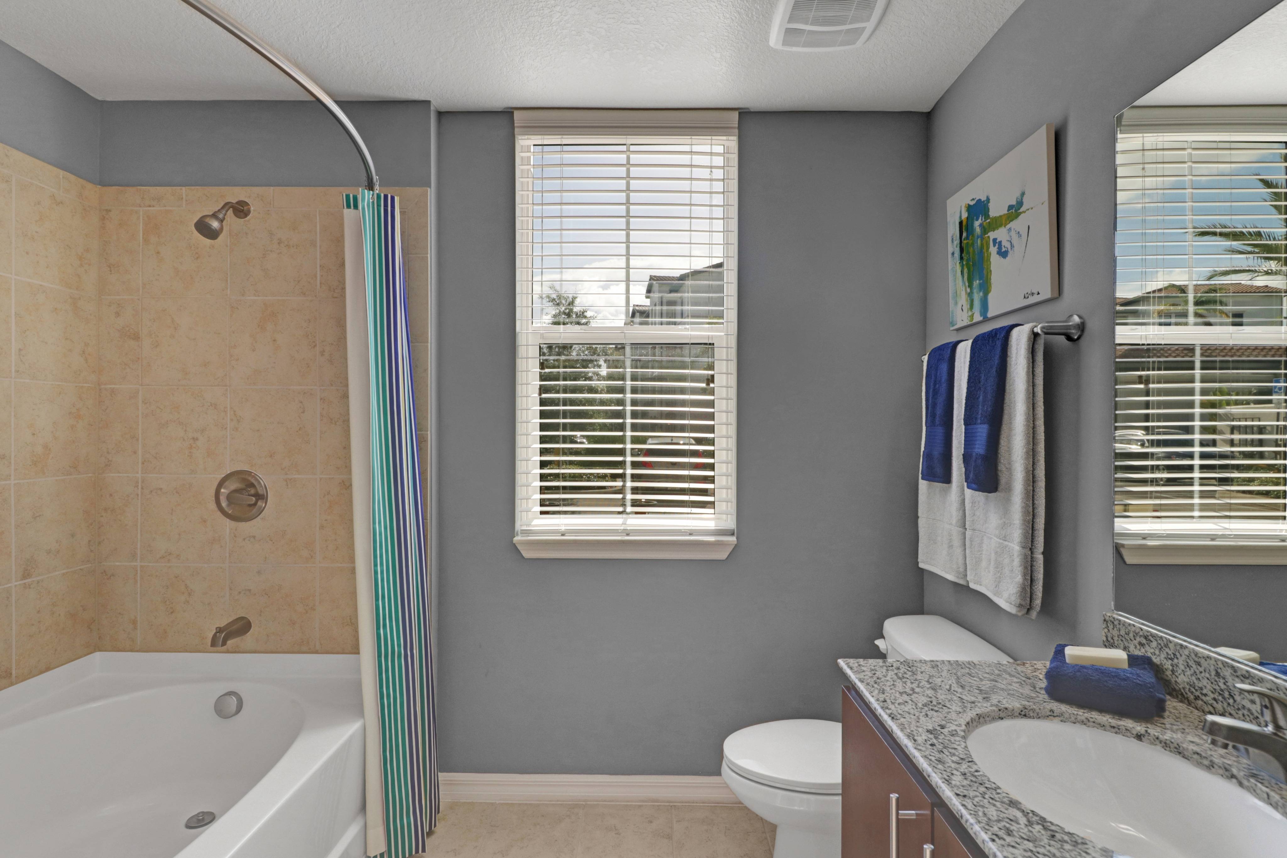 Photos Cottonwood Lighthouse Point Apartments in Pompano Beach, Florida