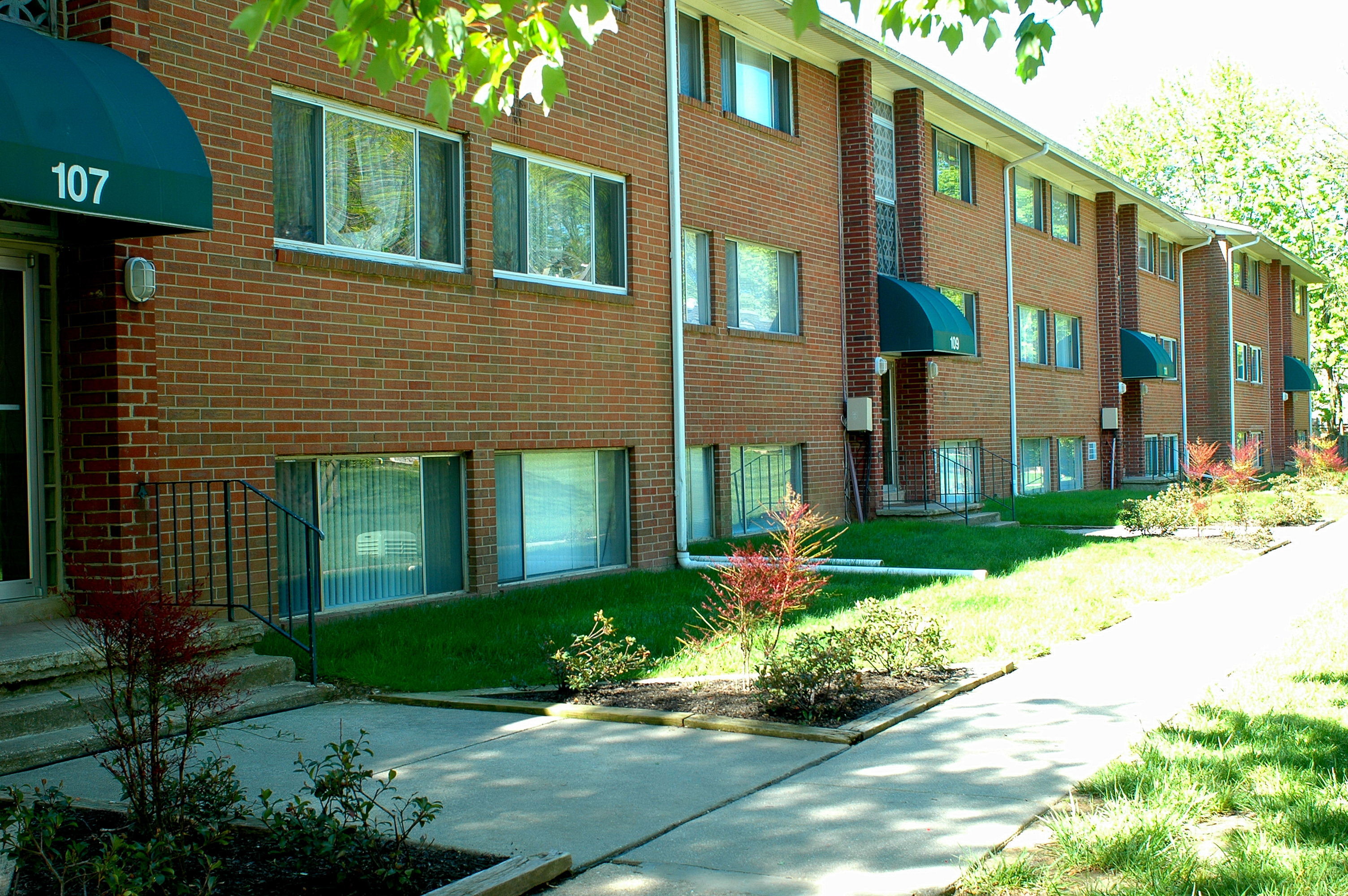 View Photos Elkton Terrace