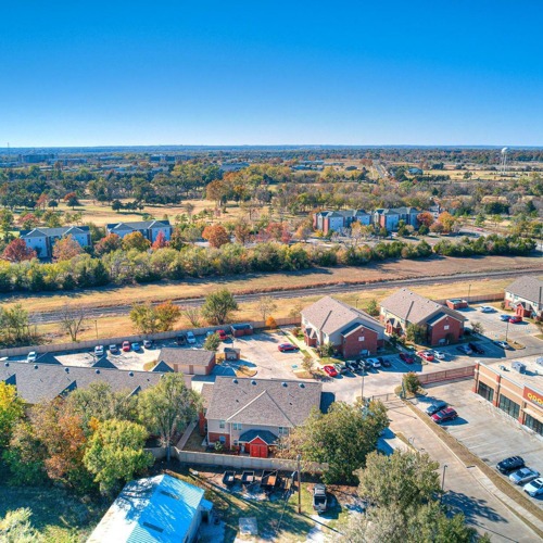 Classen Crossing Apartments In Norman, OK