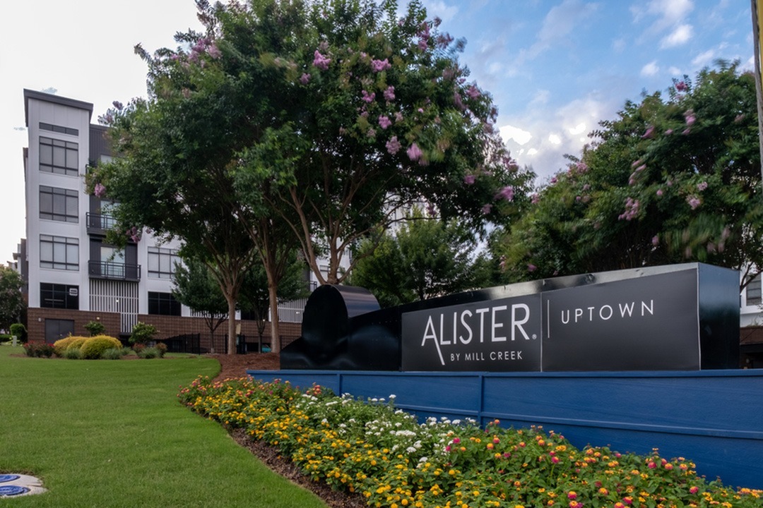Photos & Tours Alister Uptown Charlotte Apartments for Rent
