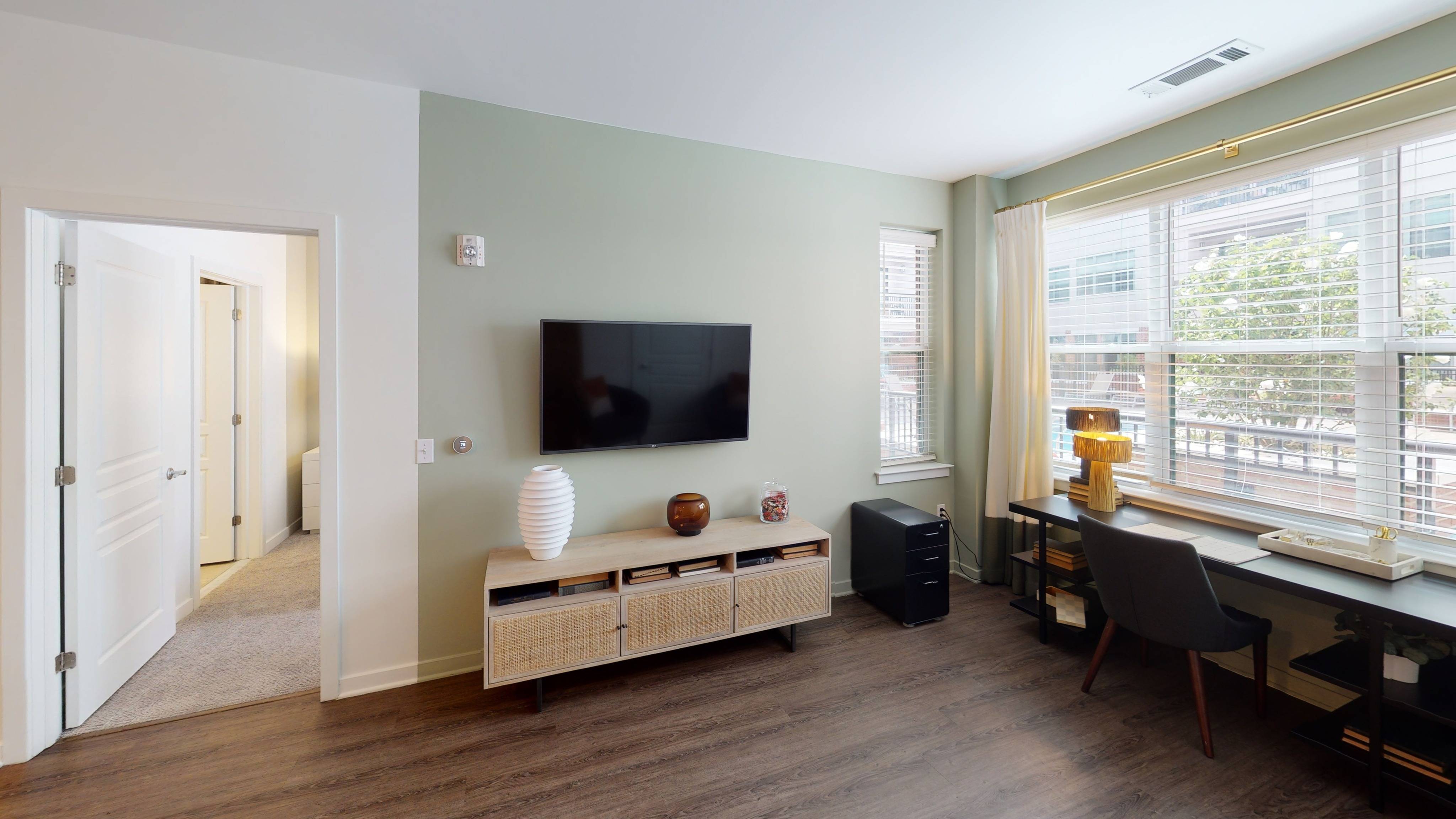 View Photos & Take A Virtual Tour Alister Montclair