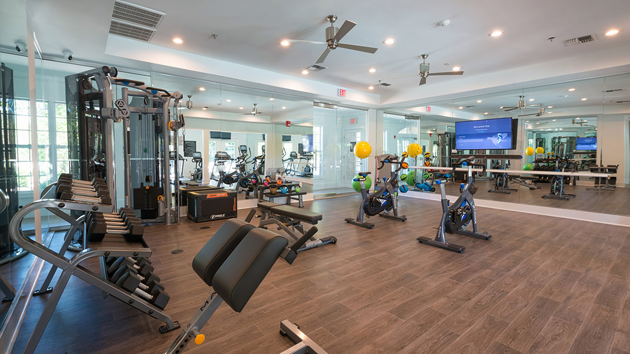 Alister Quincy's Gallery Alister Quincy Apartments, MA