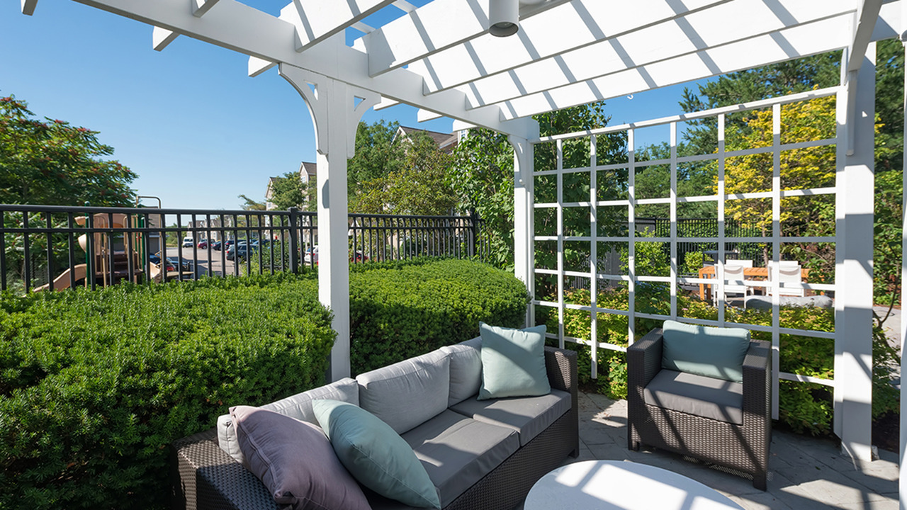 Alister Quincy's Gallery Alister Quincy Apartments, MA