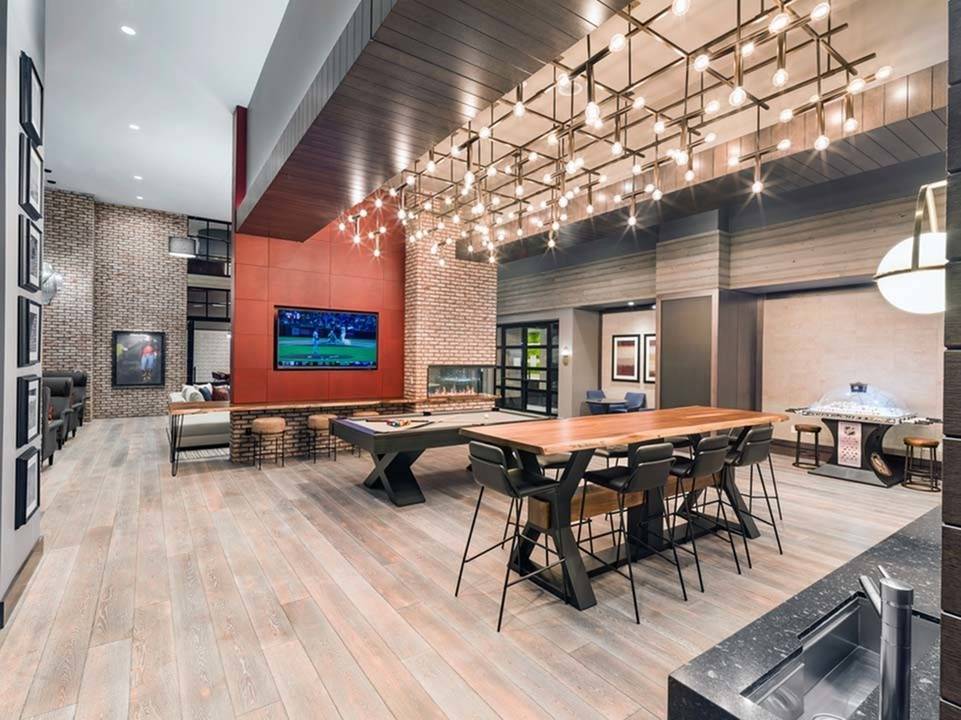 Gaming room image