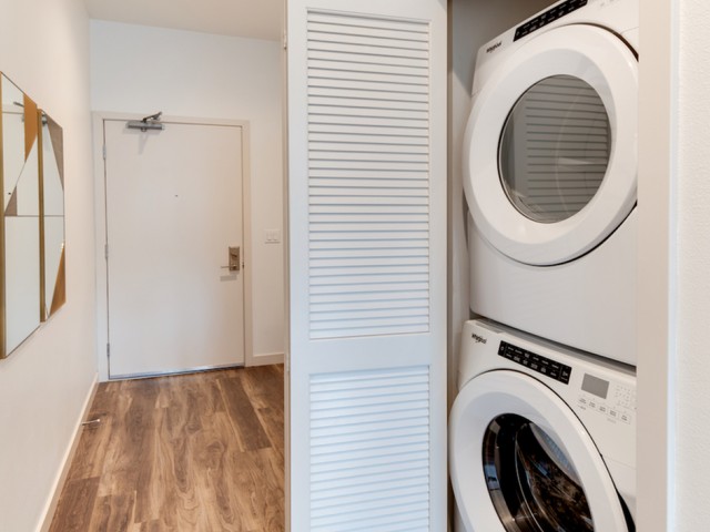 Stackable washer and dryer