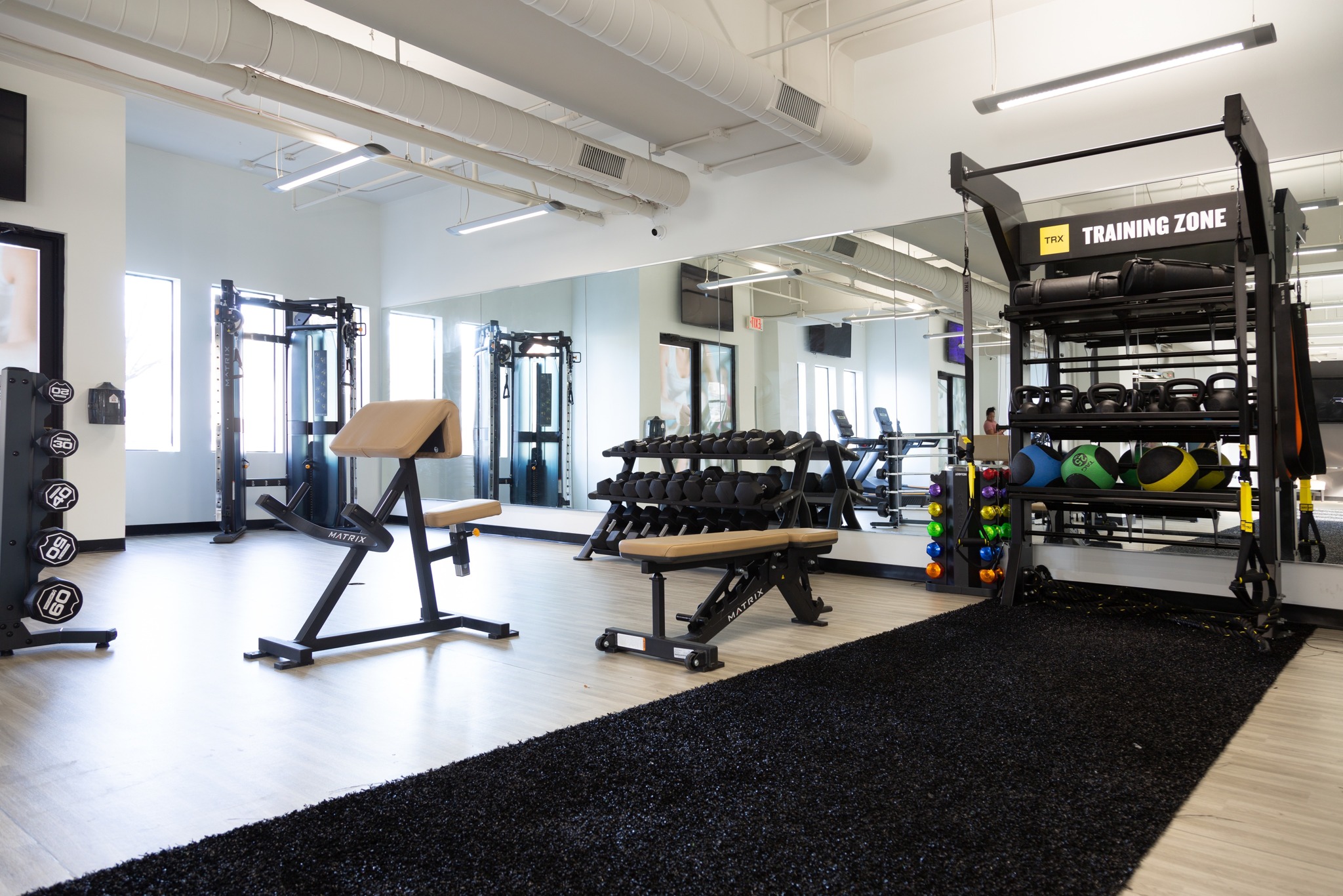 Amenities Alister Uptown Apartments in Charlotte, NC