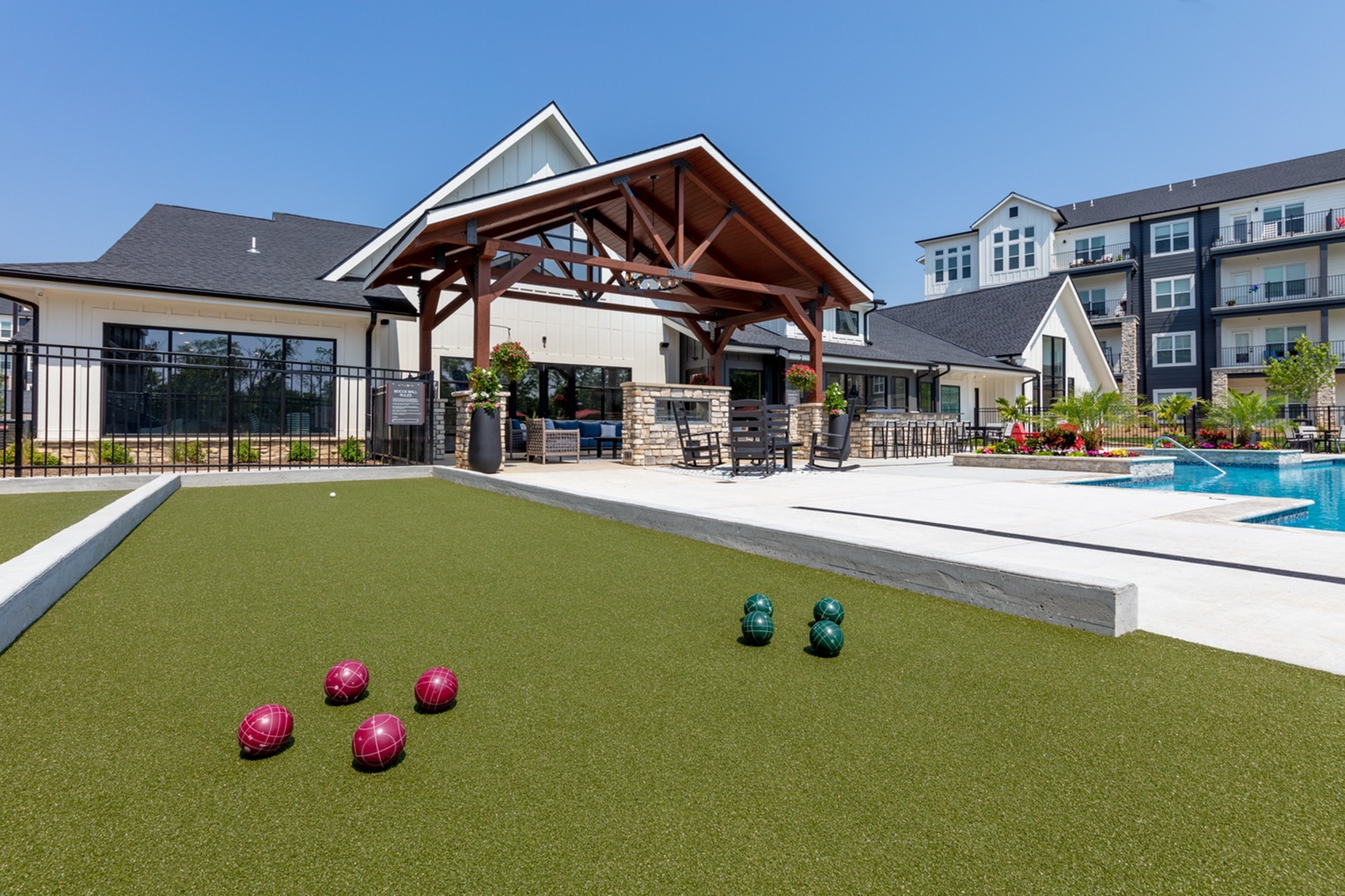 Photos & Tour ENCORE Apartment Homes Luxury Apartments in Belton, MO