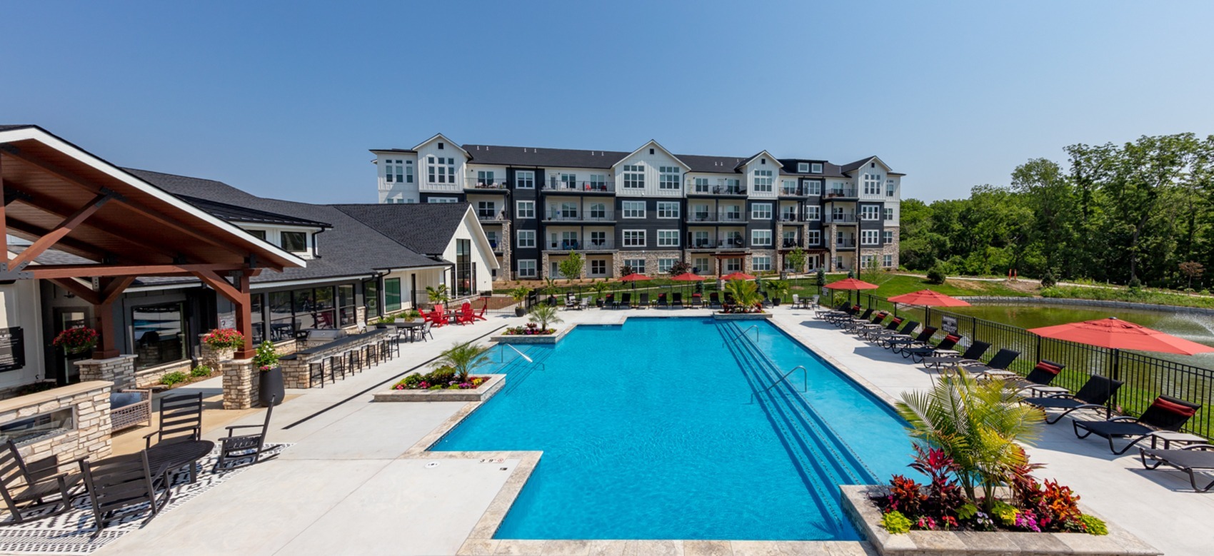 Photos & Tour ENCORE Apartment Homes Luxury Apartments in Belton, MO