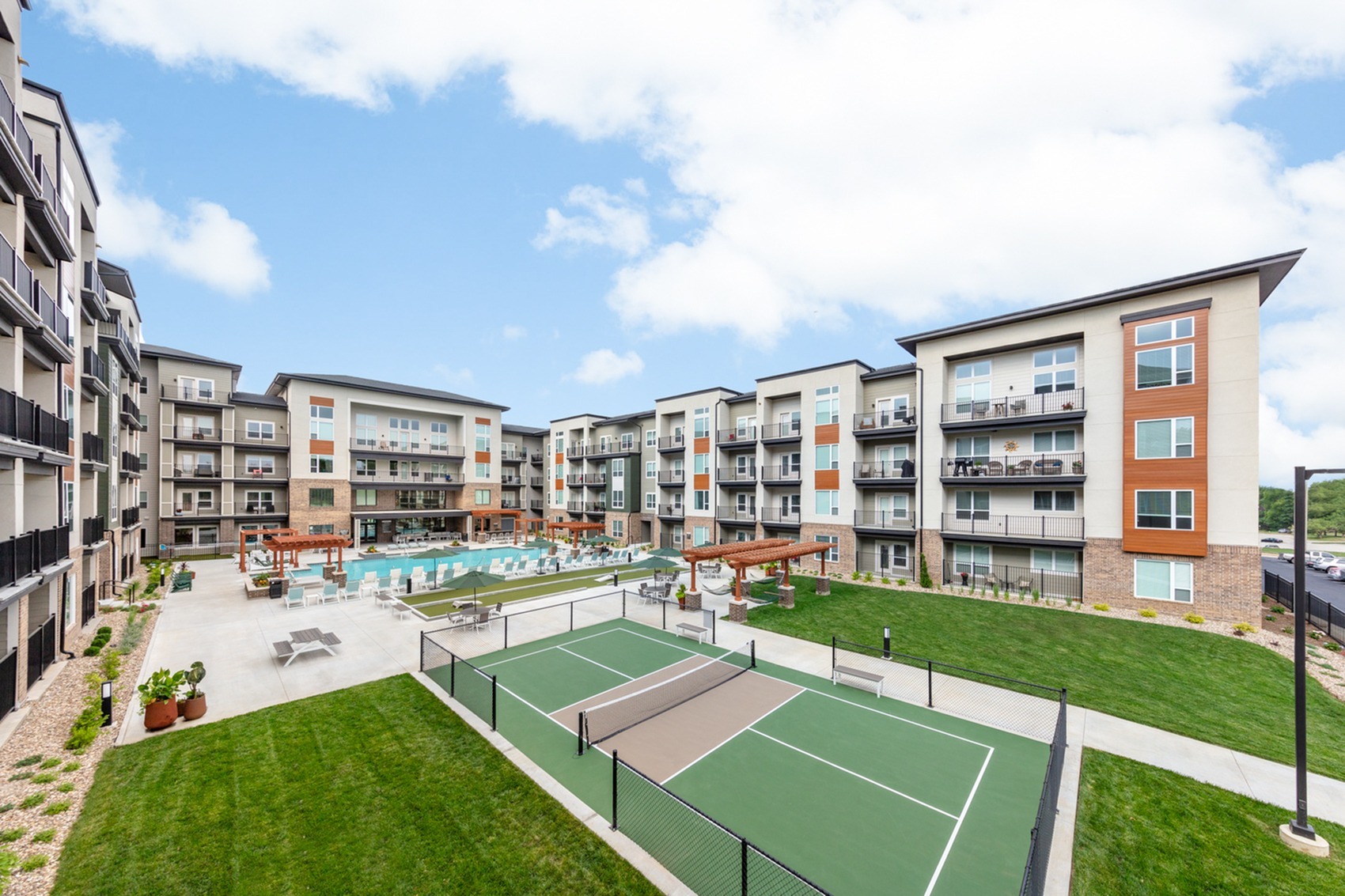 Photos The Chadwick Apartments in Shawnee, Kansas