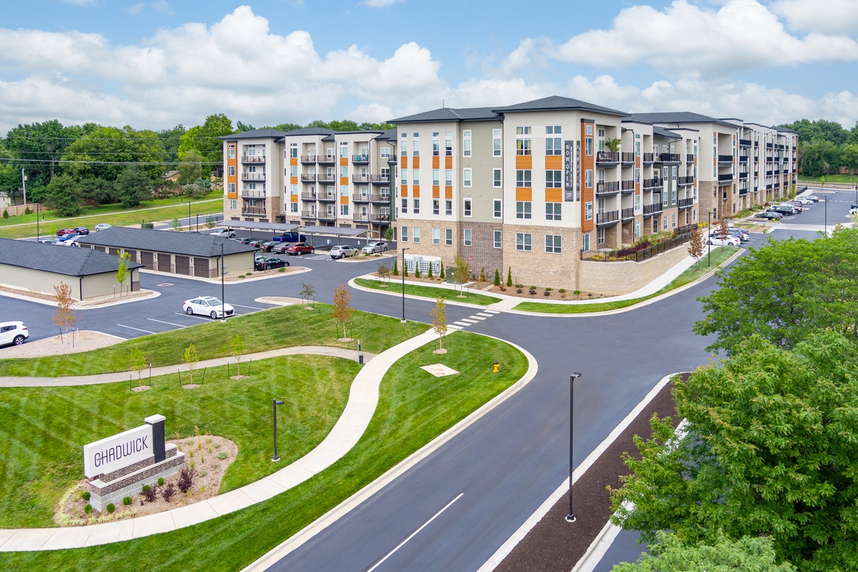 Photos The Chadwick Apartments in Shawnee, Kansas