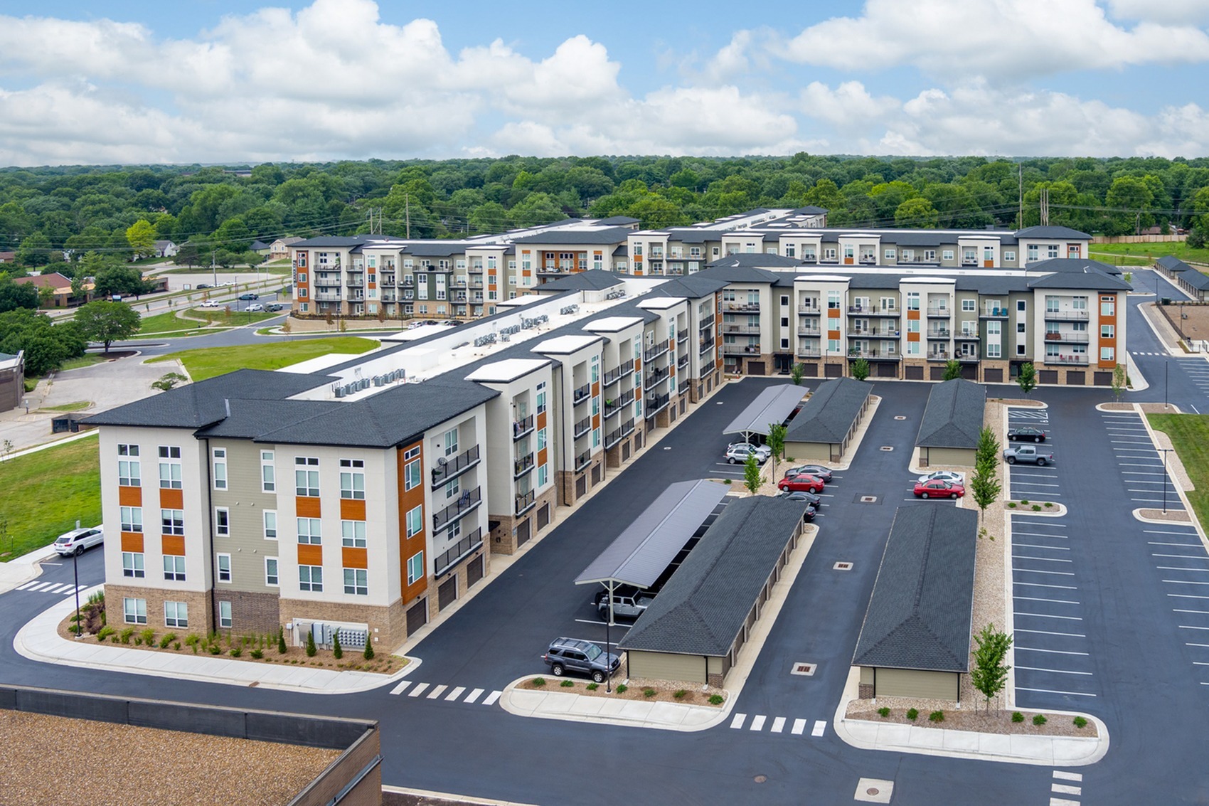 Photos The Chadwick Apartments in Shawnee, Kansas