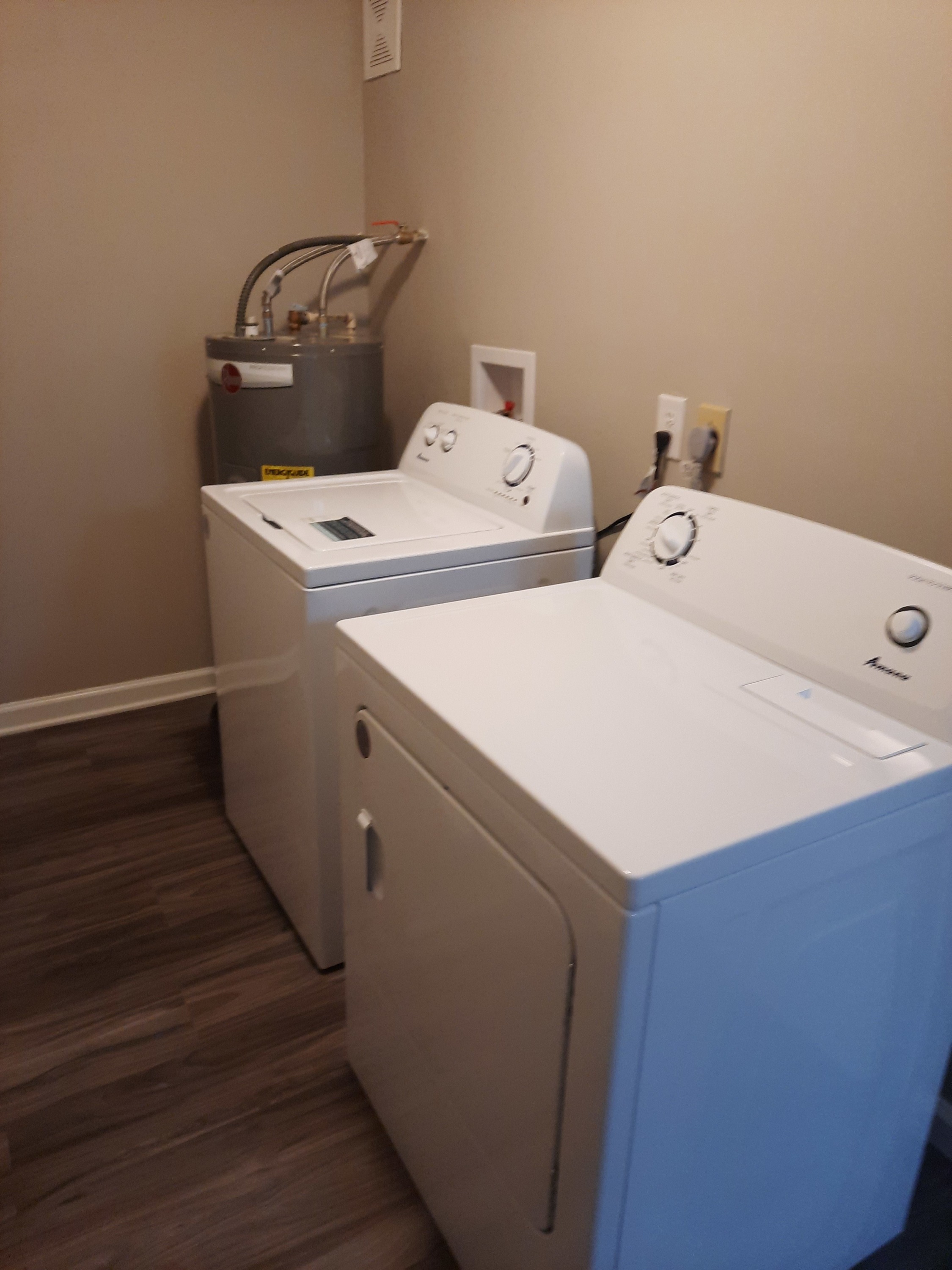 View Photos Ridgewood Elkhart LLC