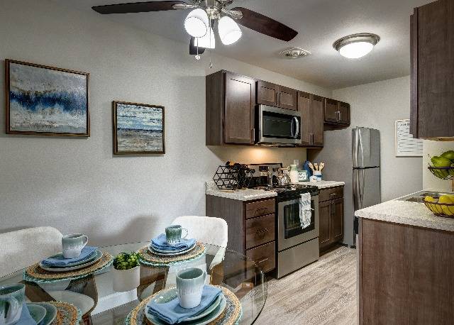 Pet Friendly Apartments in Palatine, IL | Amenities